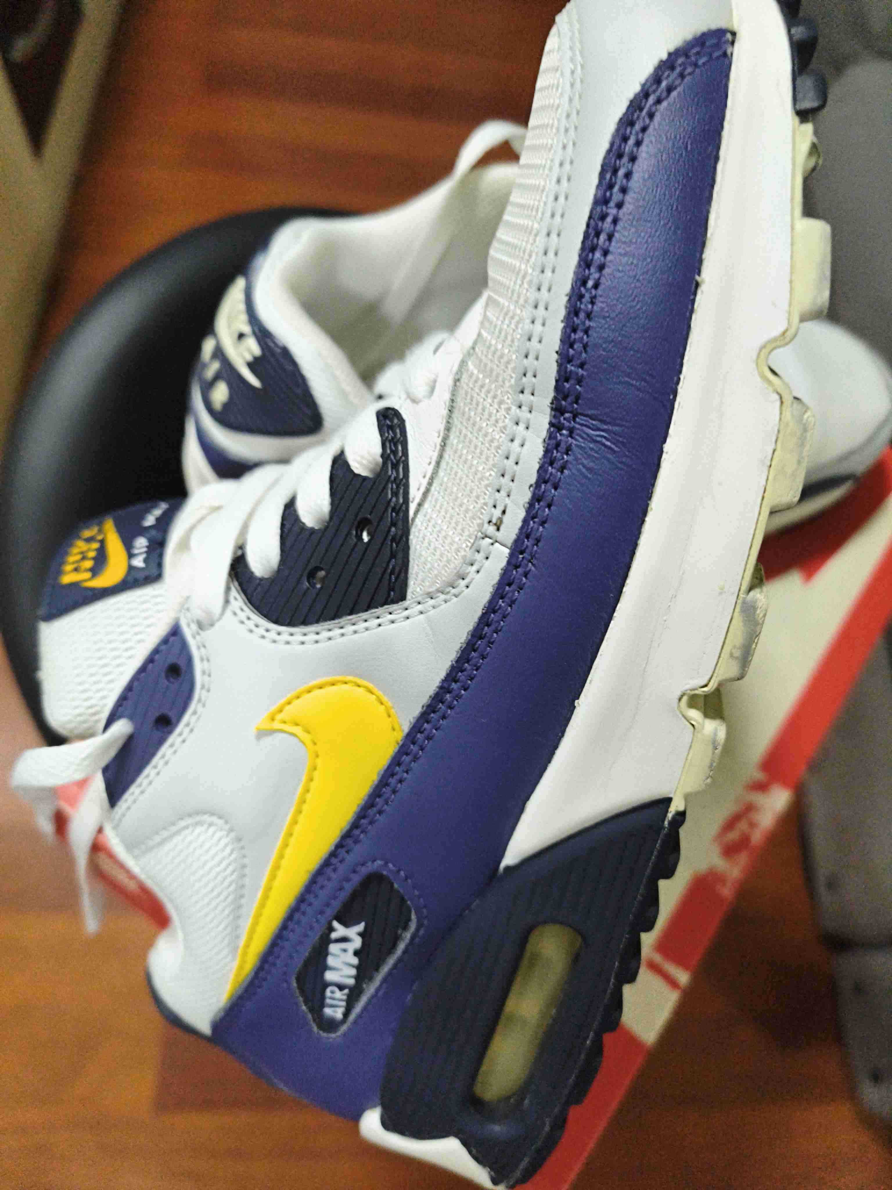 Zapatillas Nike originales blancas deportivas - 3