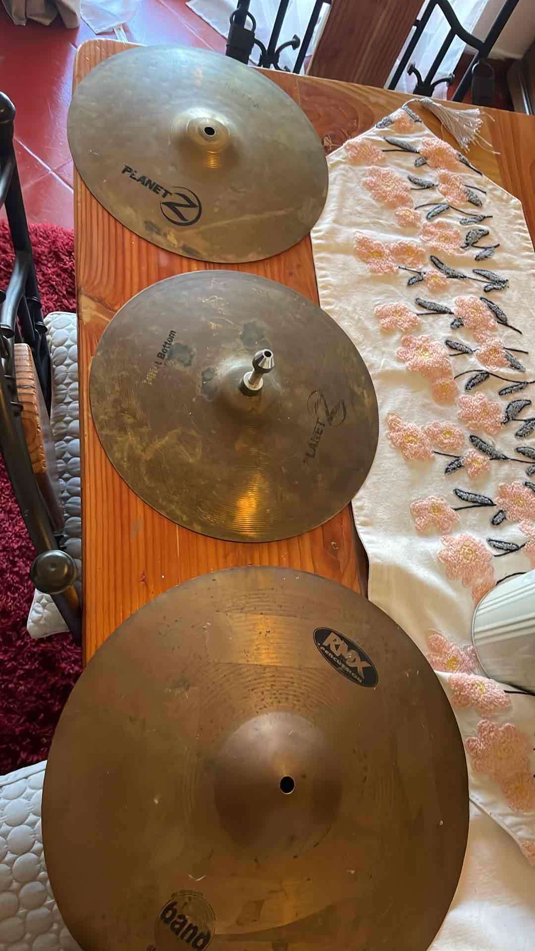 Se vende batería de musica - 1