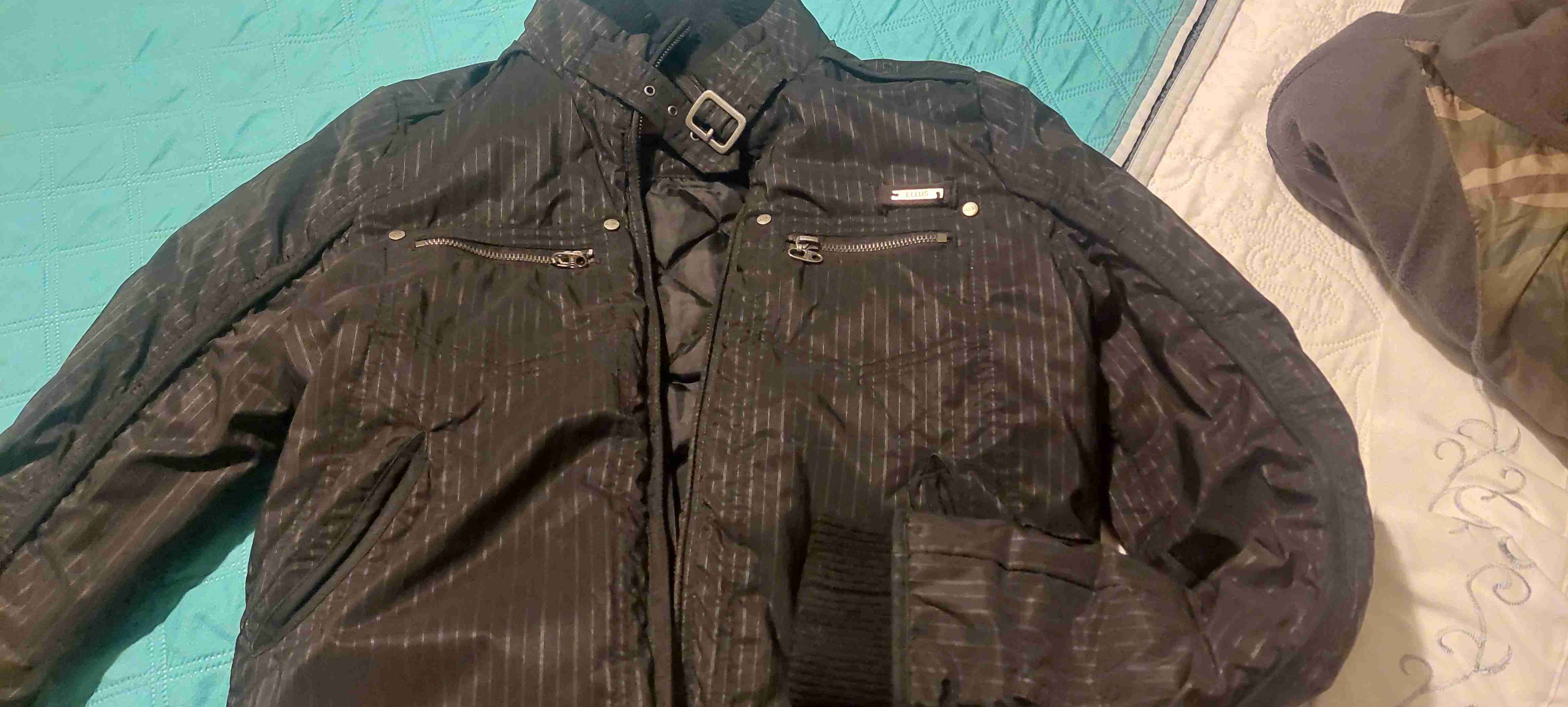 Parka ELLUS negra con cierre - 1