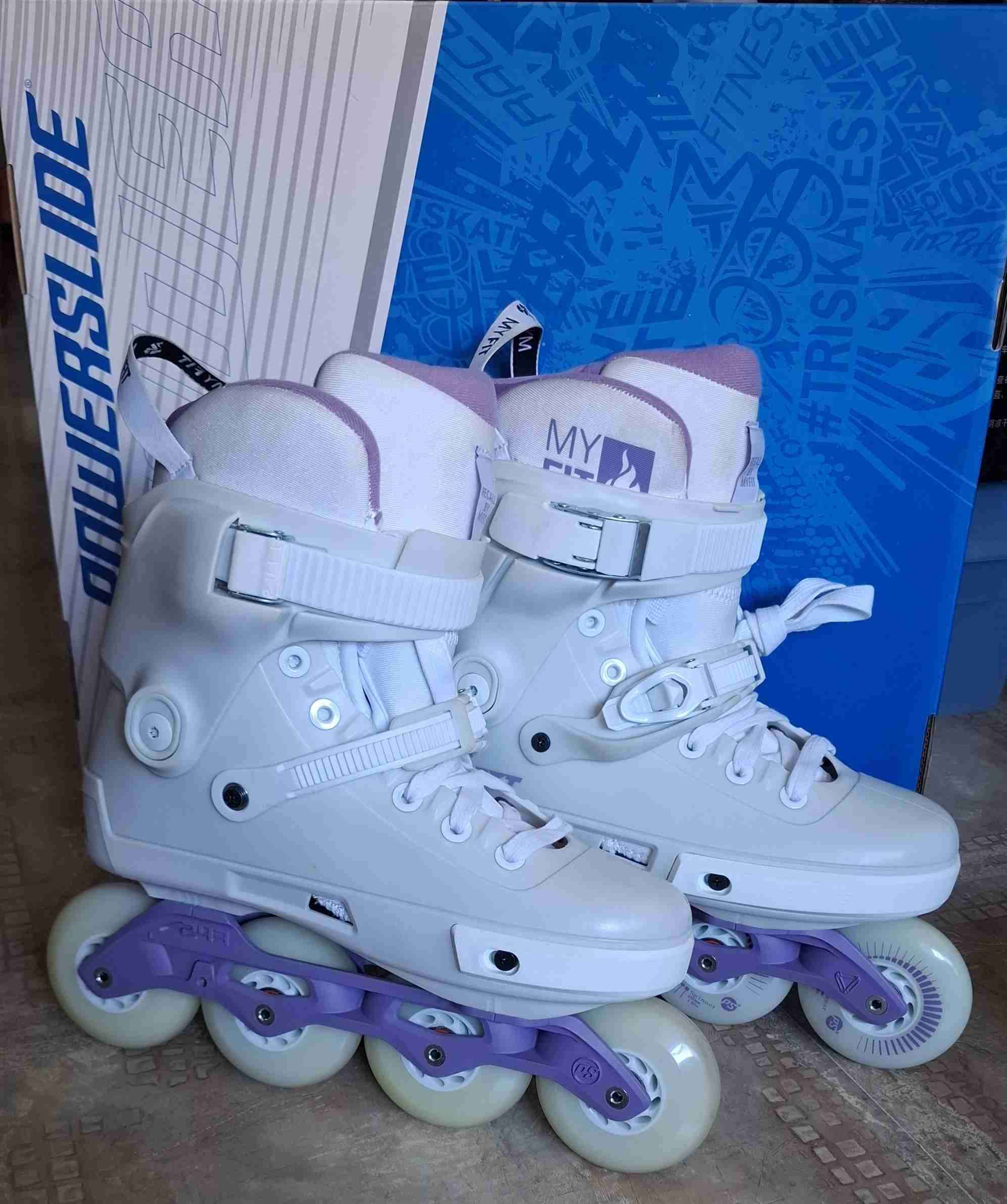 Patines en línea blancos - miniatura 3