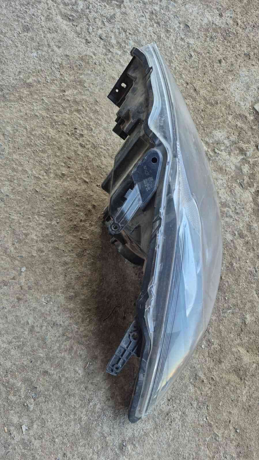 Vendo óptico derecho Mazda bt50 original - miniatura 2