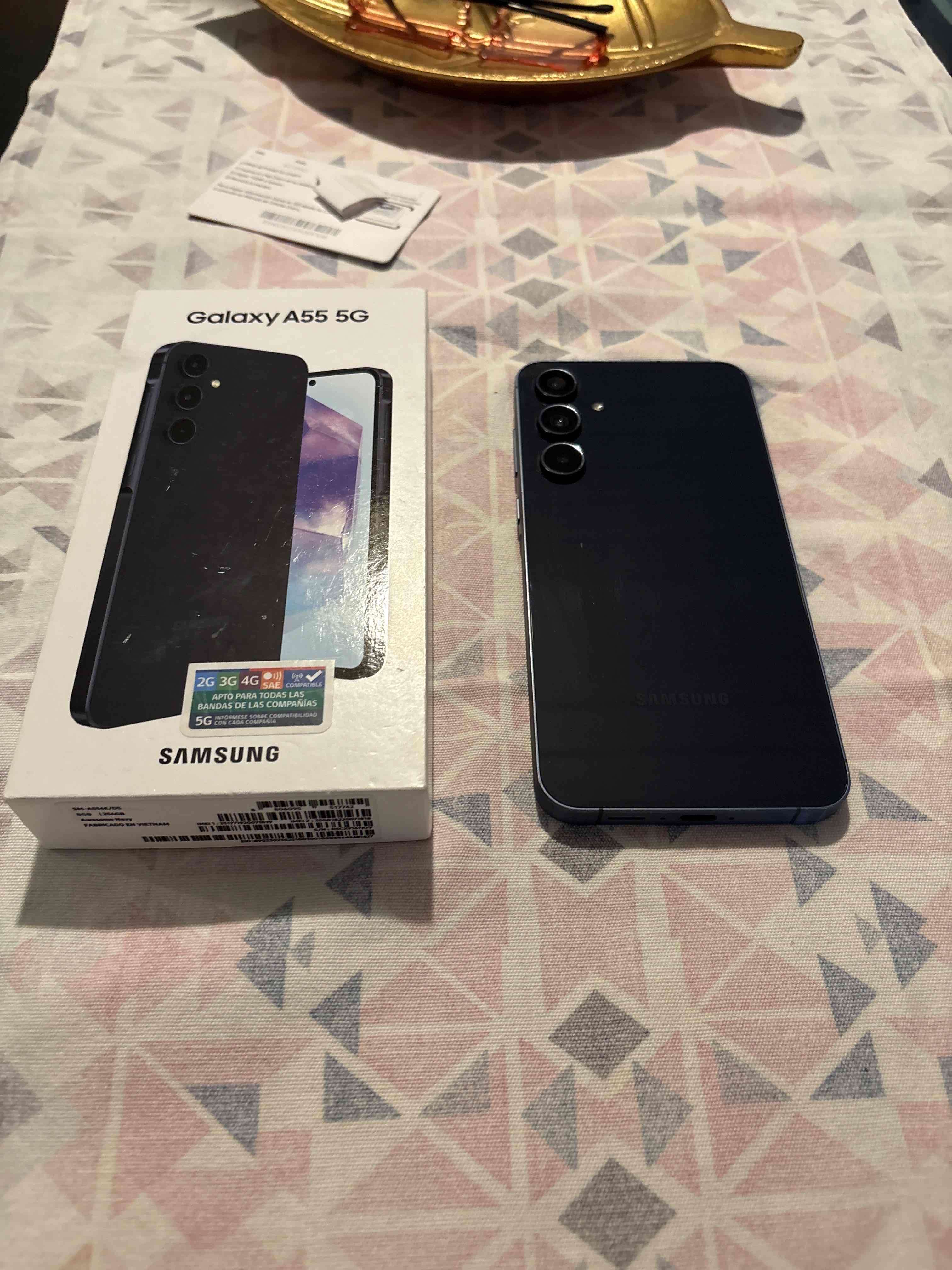 Samsung Galaxy A55 5G con caja - miniatura 2
