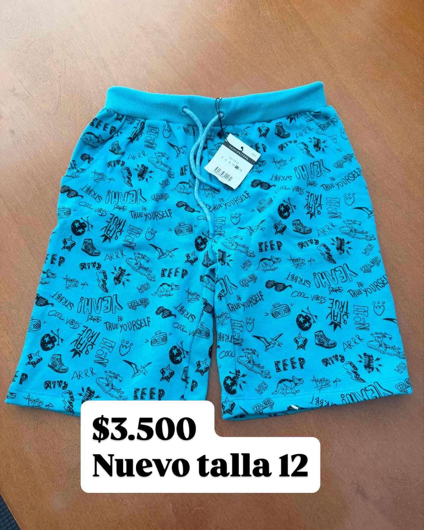 Shorts azules con estampado