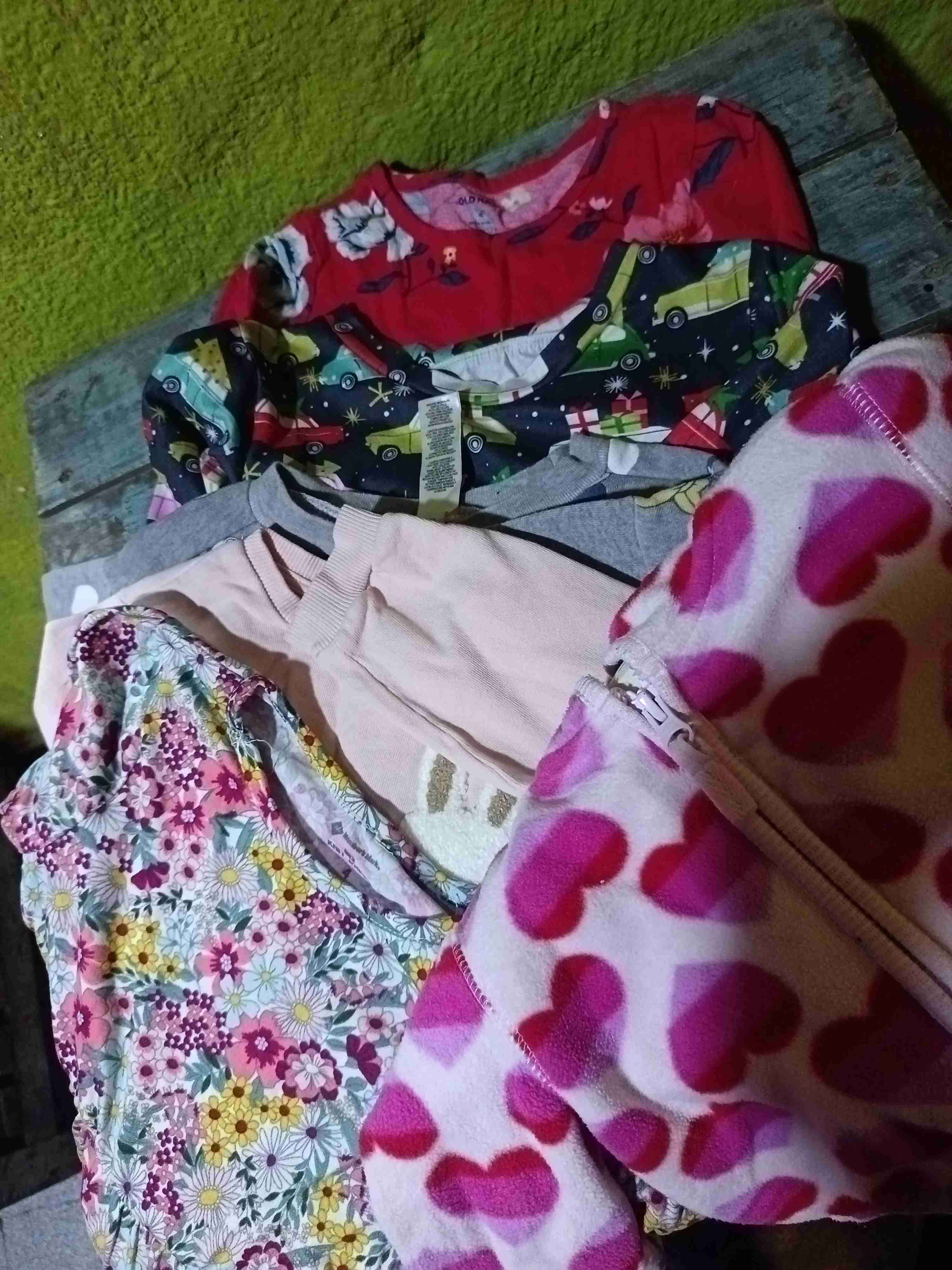 Lote de ropa infantil variada - 1