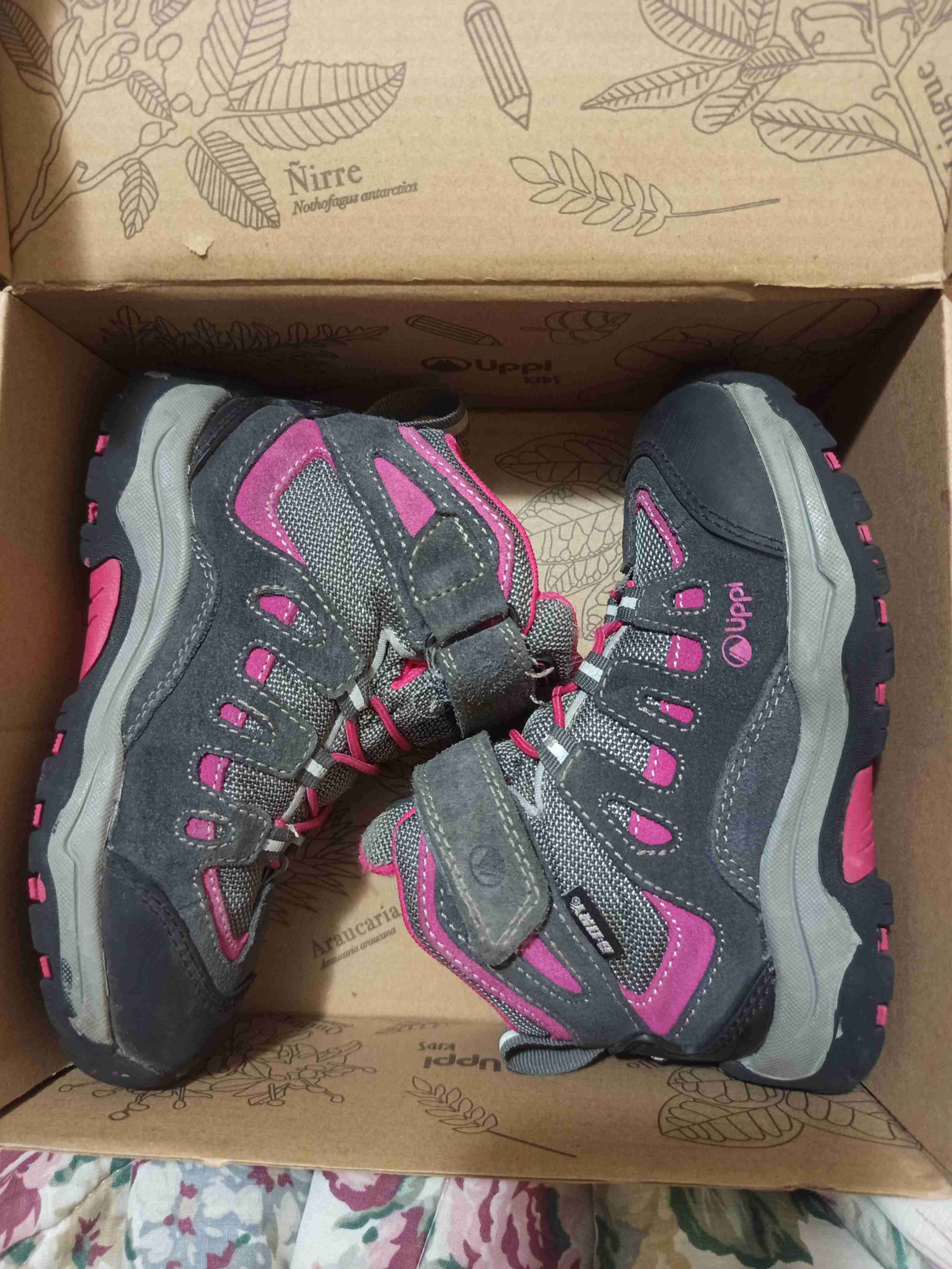 Botín infantil gris y fucsia N 26 - 3