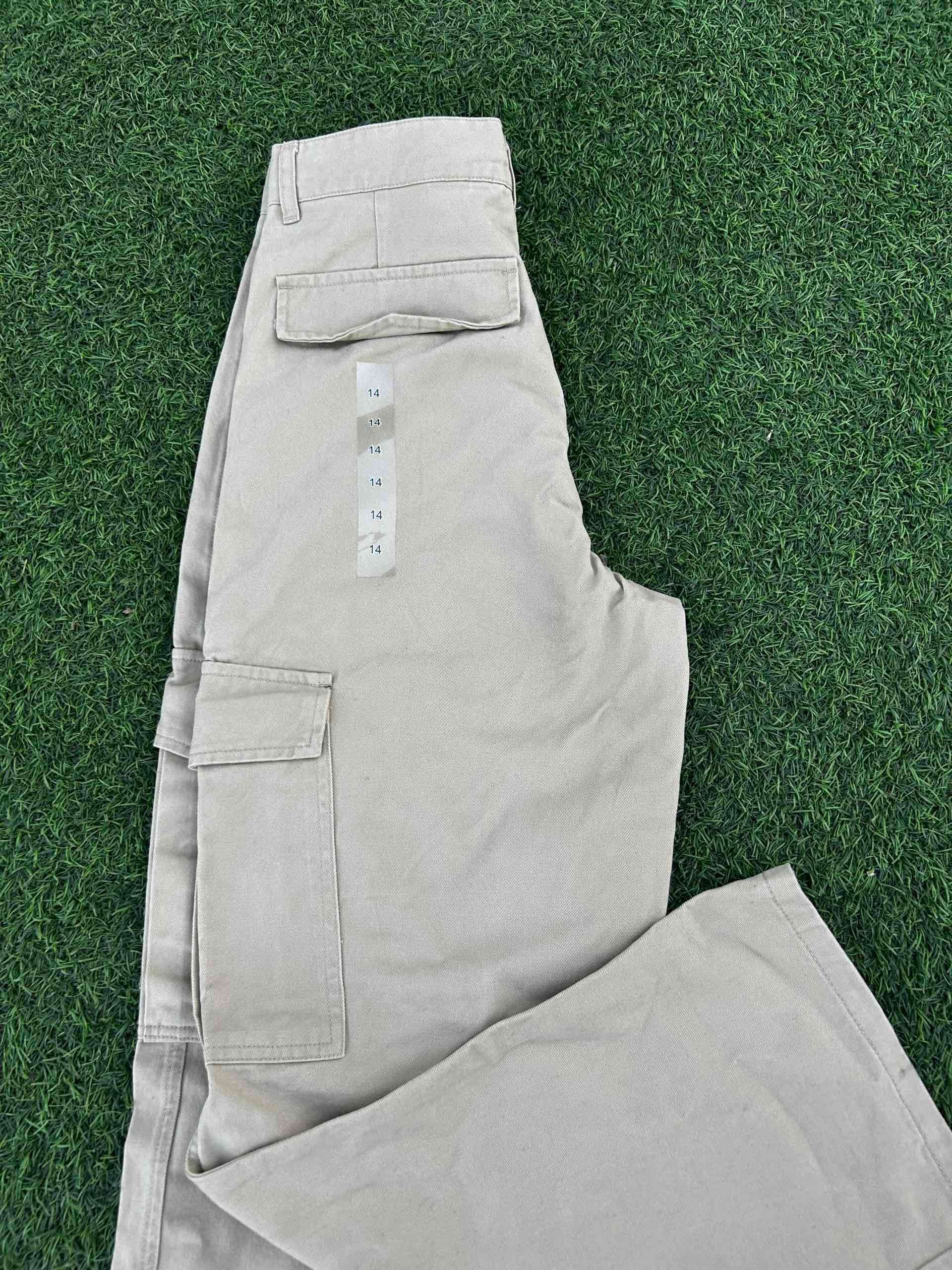 Pantalones cargo beige nuevos - 2