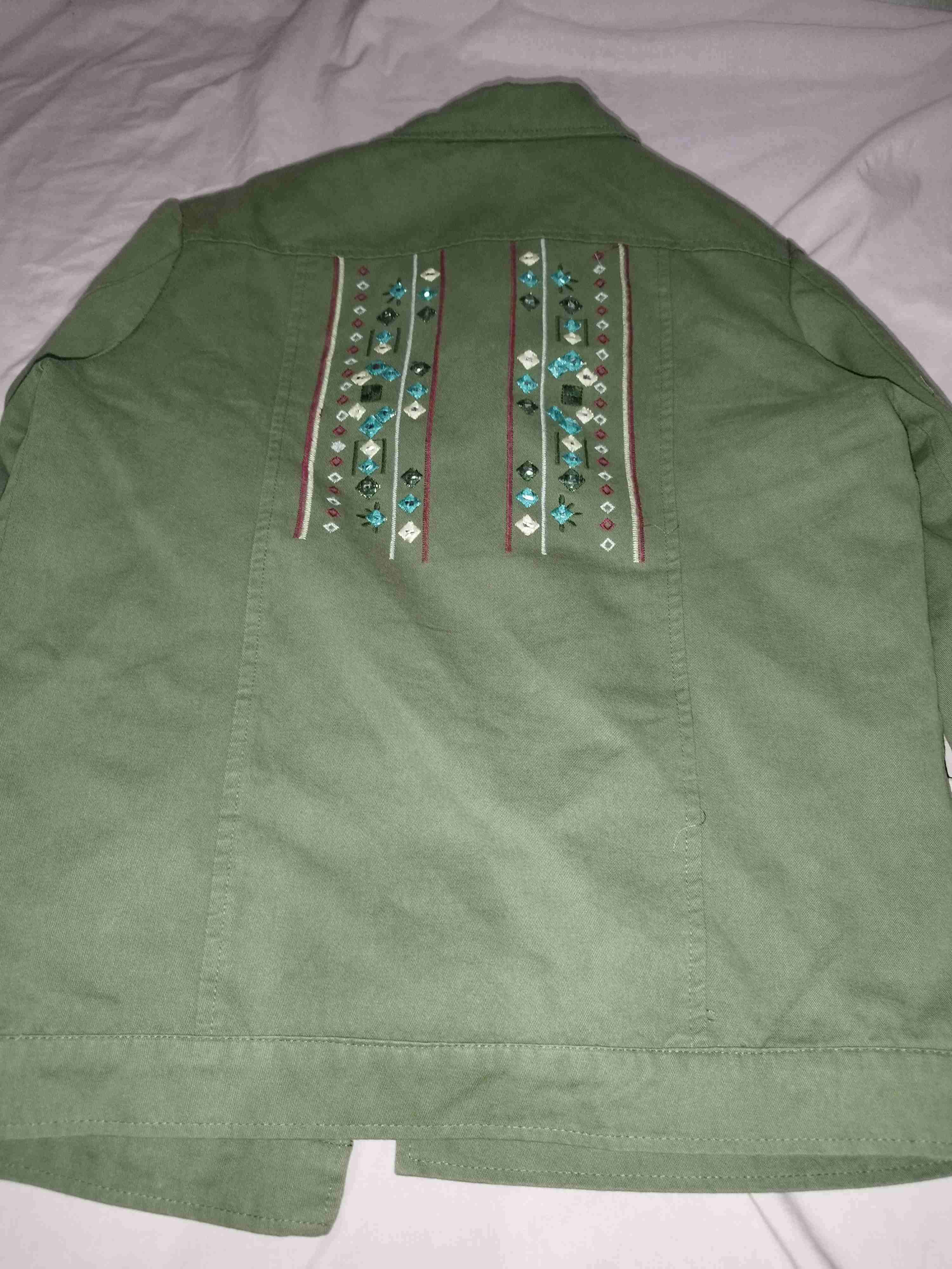 Chaqueta casual con bordado - miniatura 4