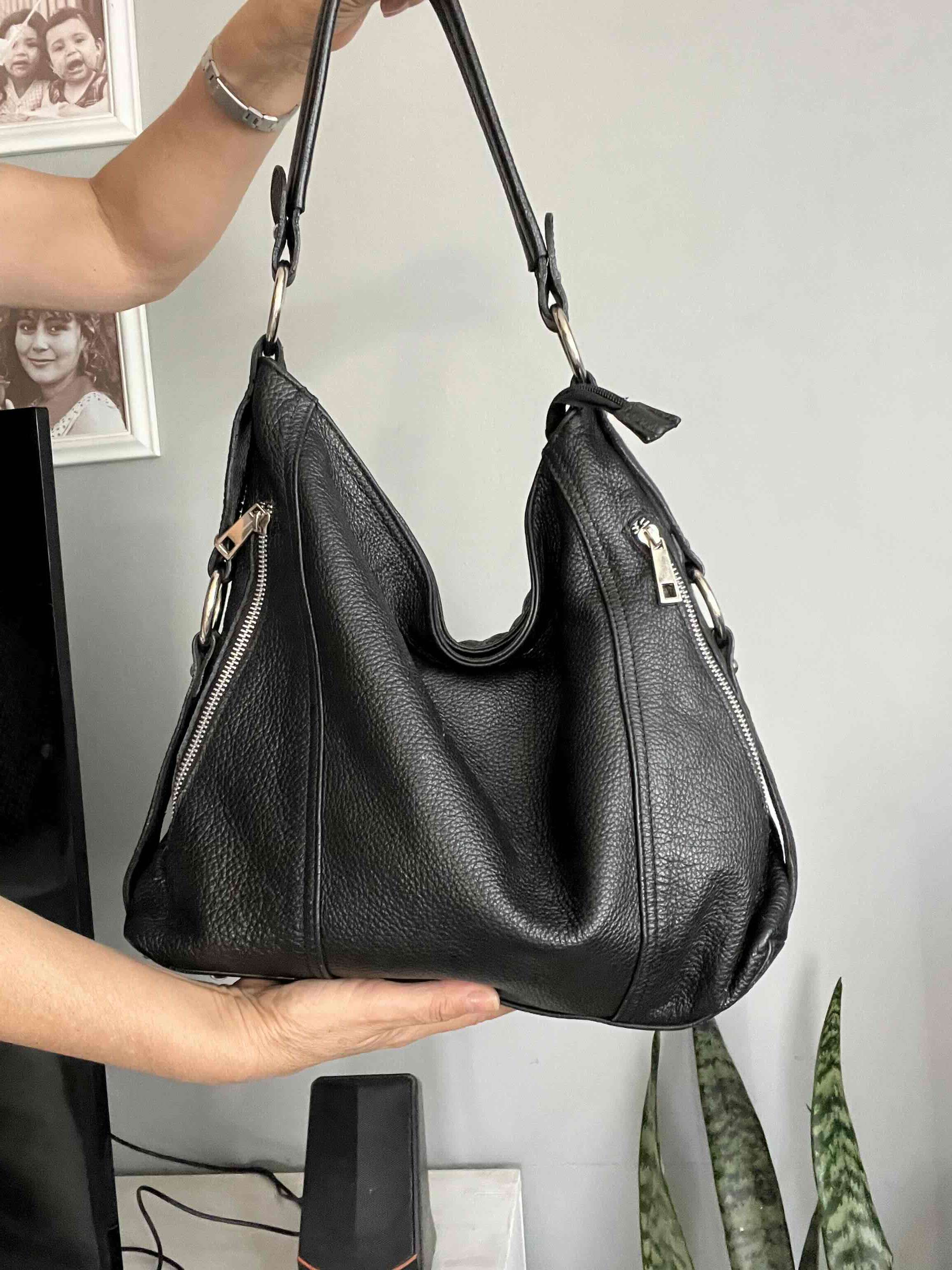 Bolso negro de cuero - miniatura 1