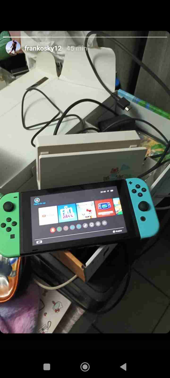 Consola Nintendo Switch con Joy-Cons - 1