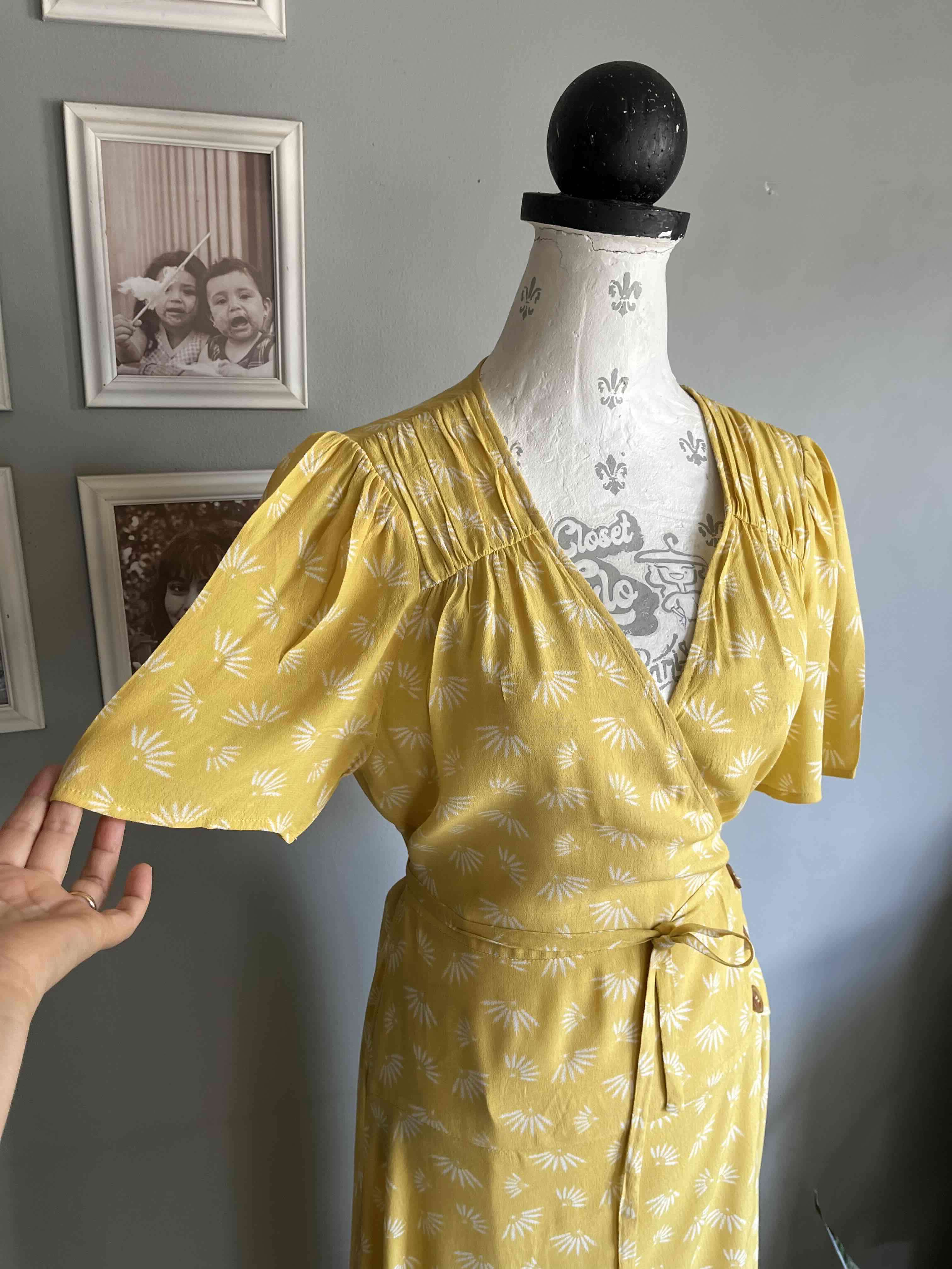 Vestido amarillo floral - 2