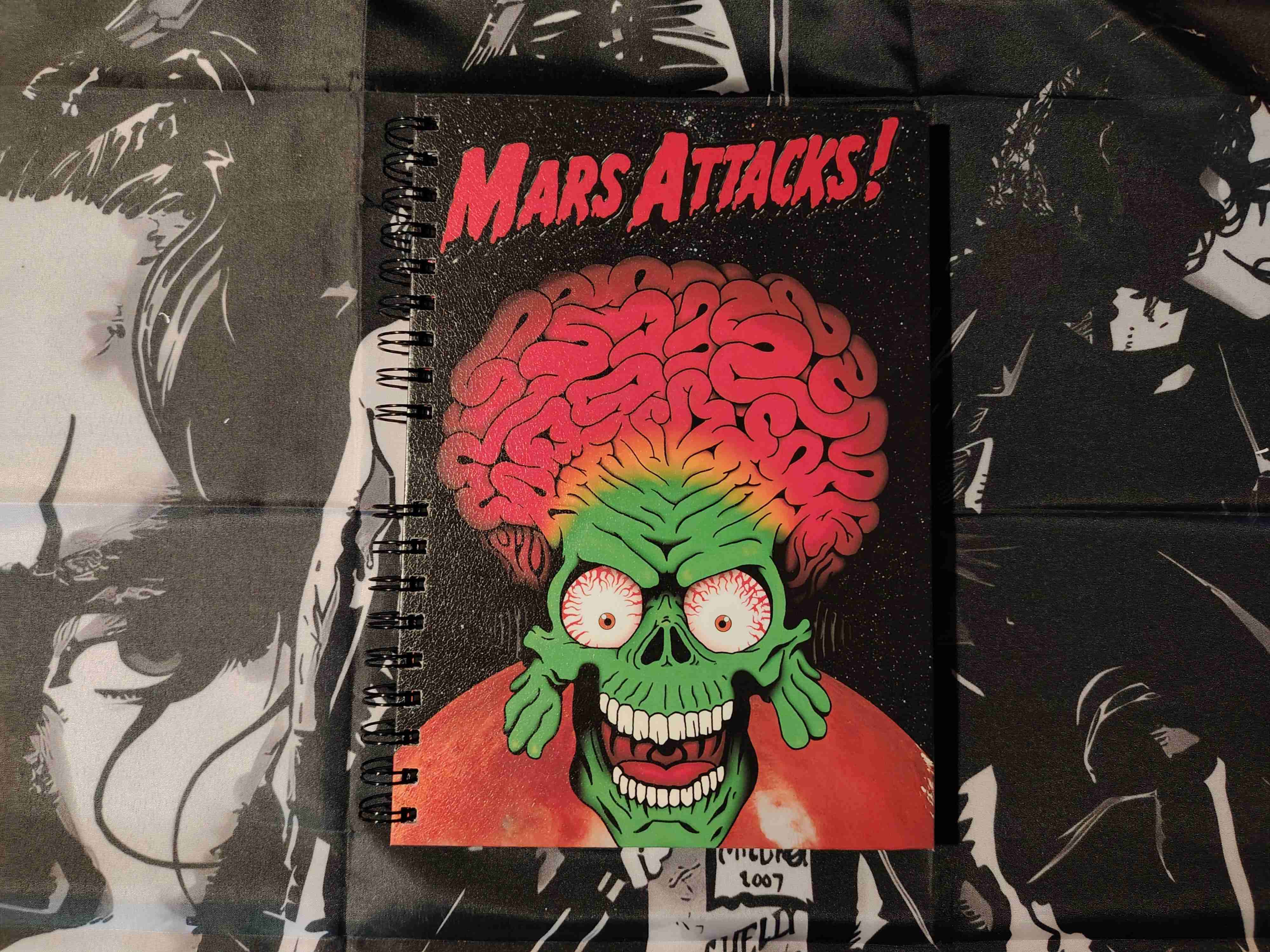 Agenda Mars Attacks - 1