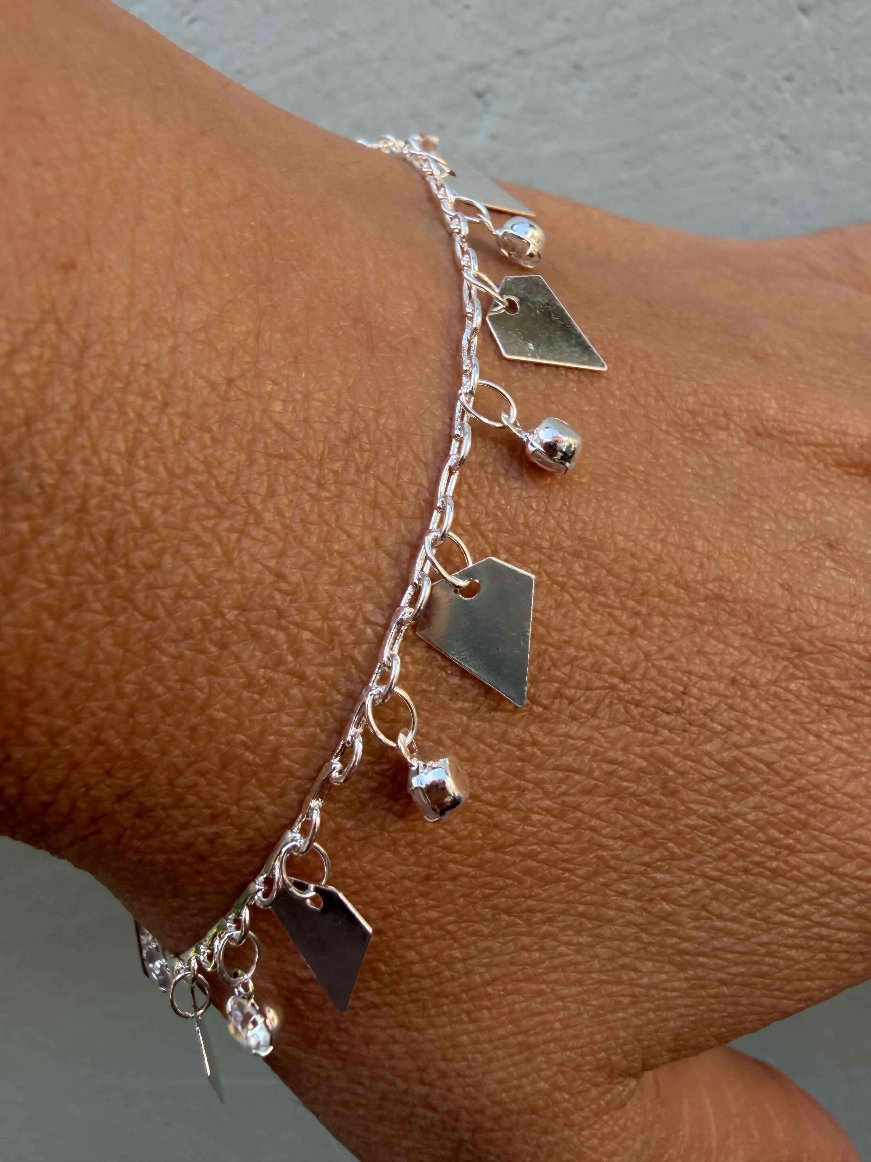 Pulsera de plata con charms dijes - miniatura 1