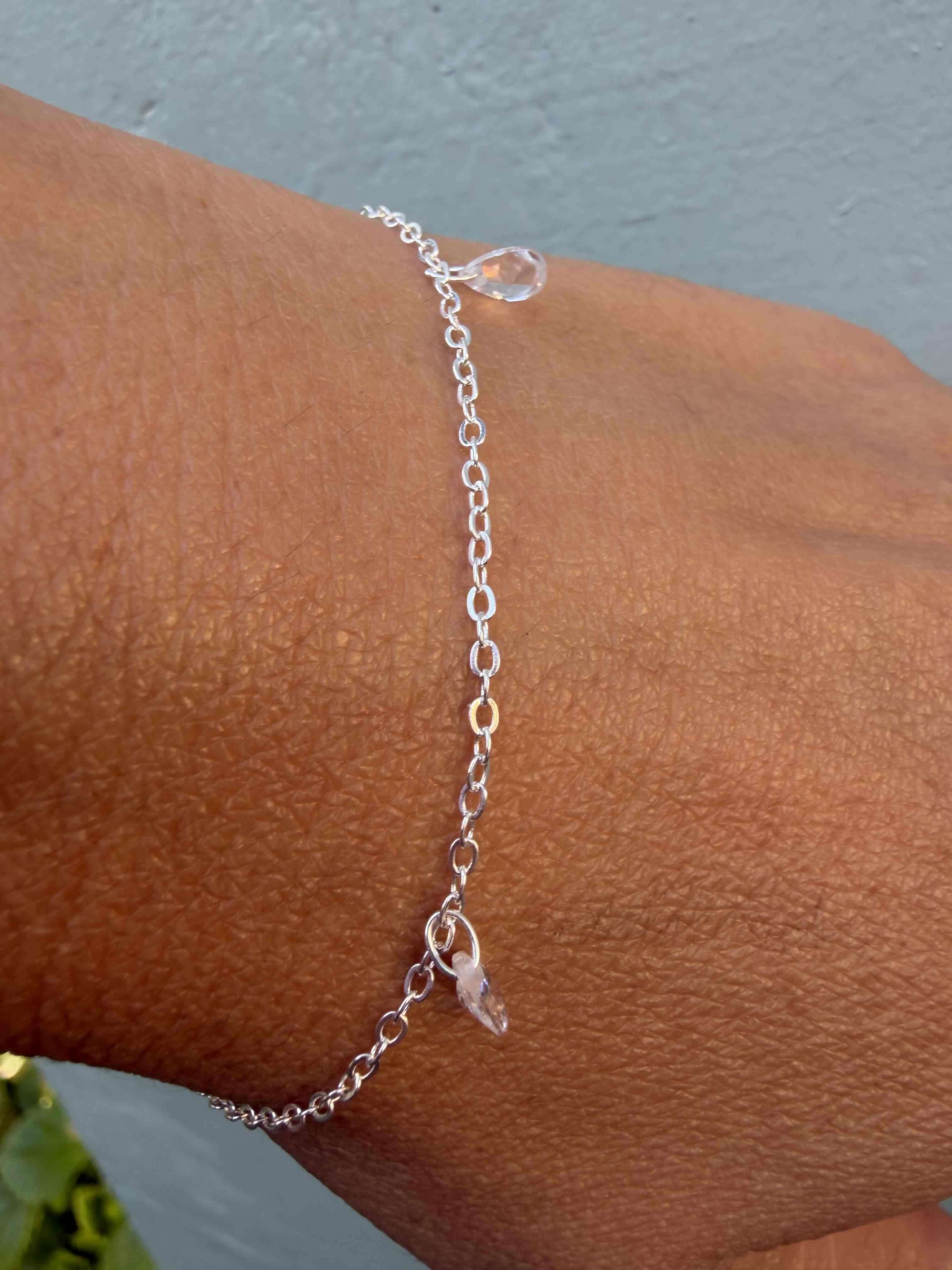 Pulsera plateada con cristal - miniatura 3