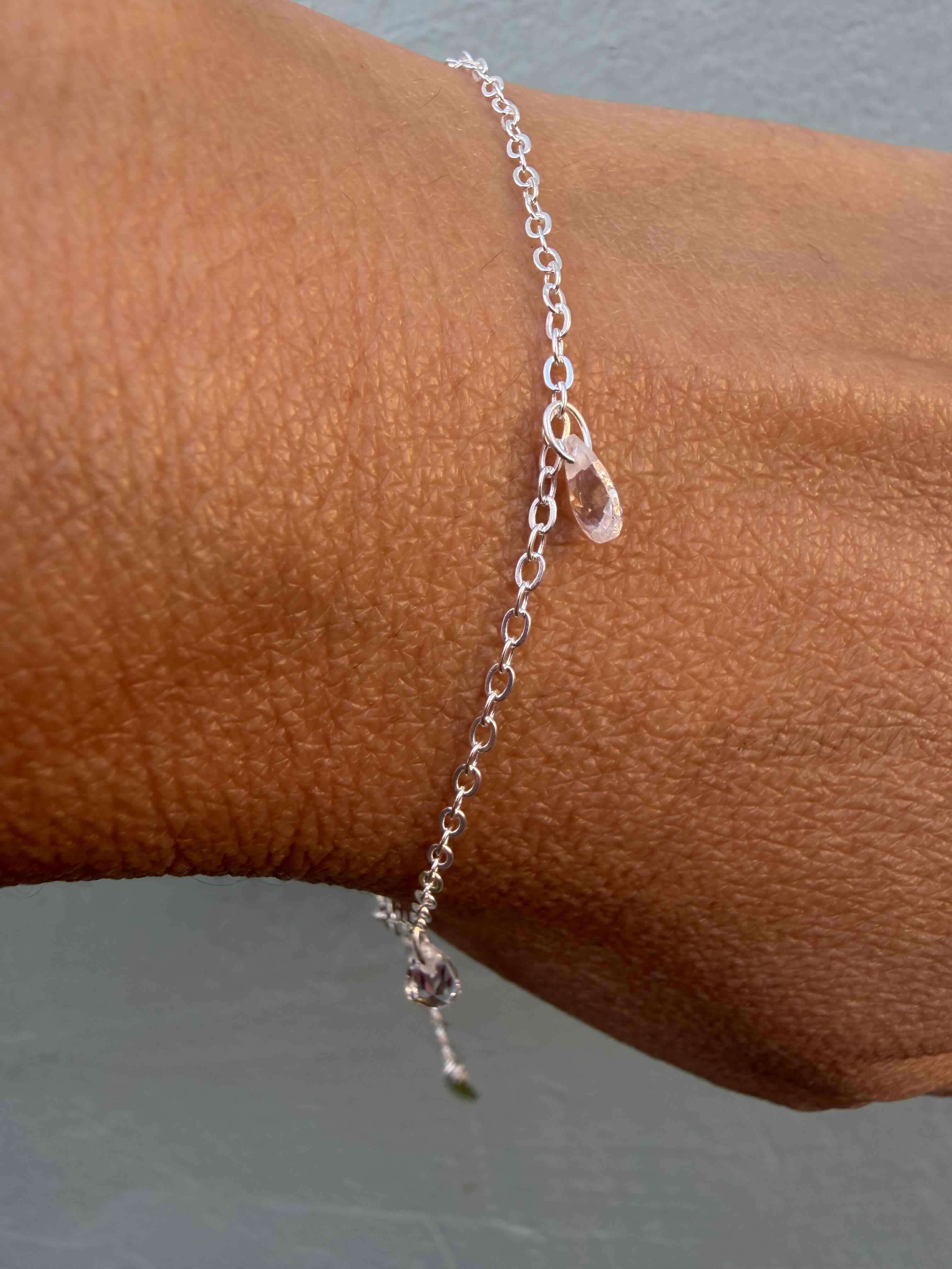 Pulsera plateada con cristal - miniatura 5