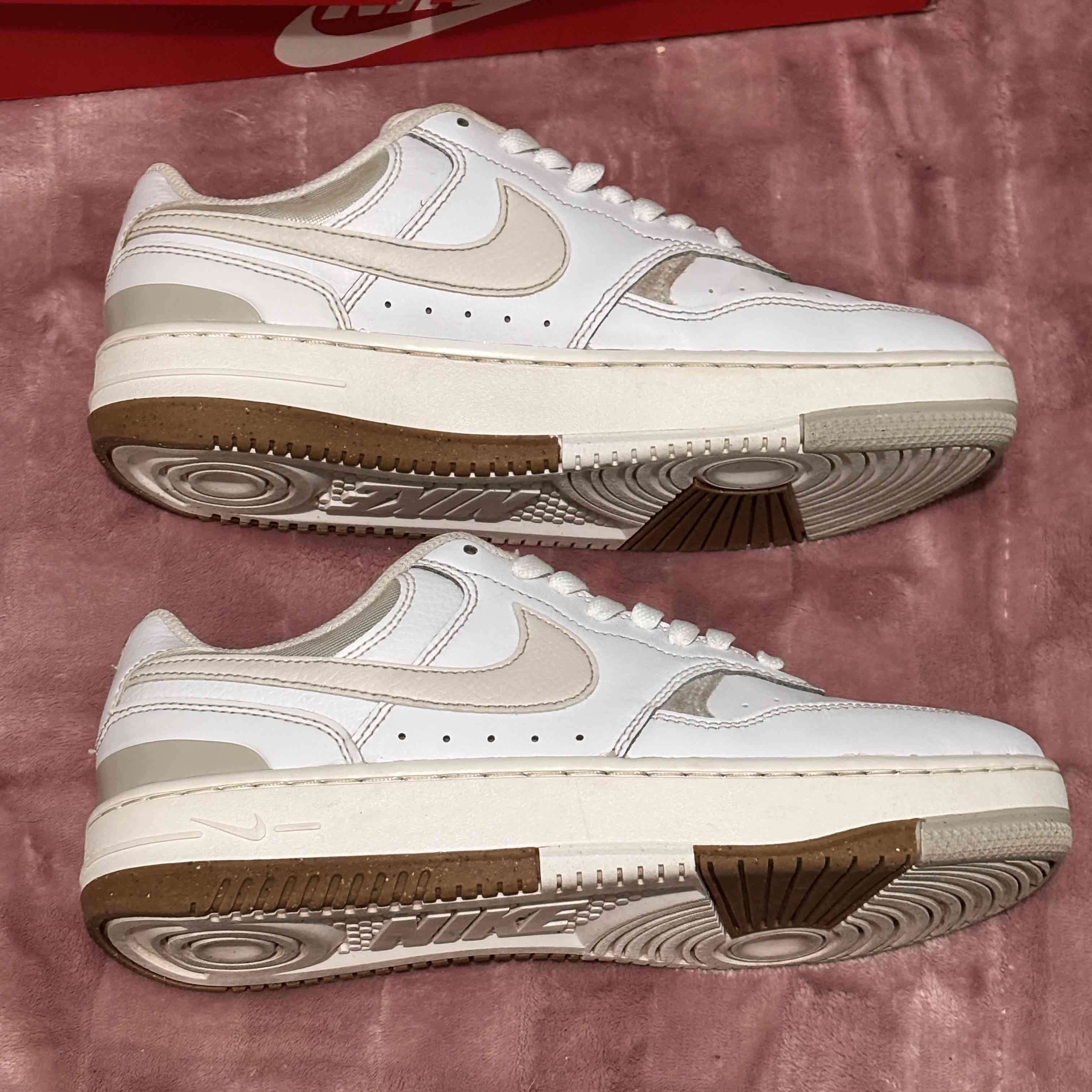 Zapatillas Nike Gamma Force blancas - miniatura 4