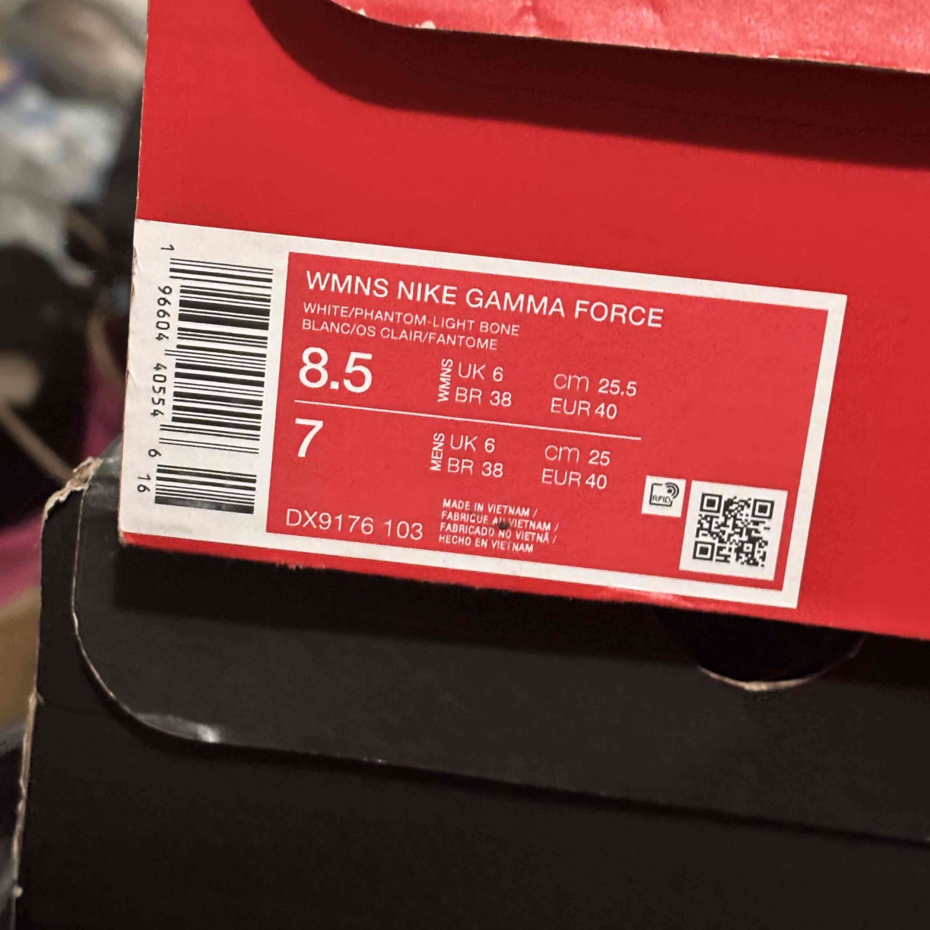 Zapatillas Nike Gamma Force blancas - miniatura 5