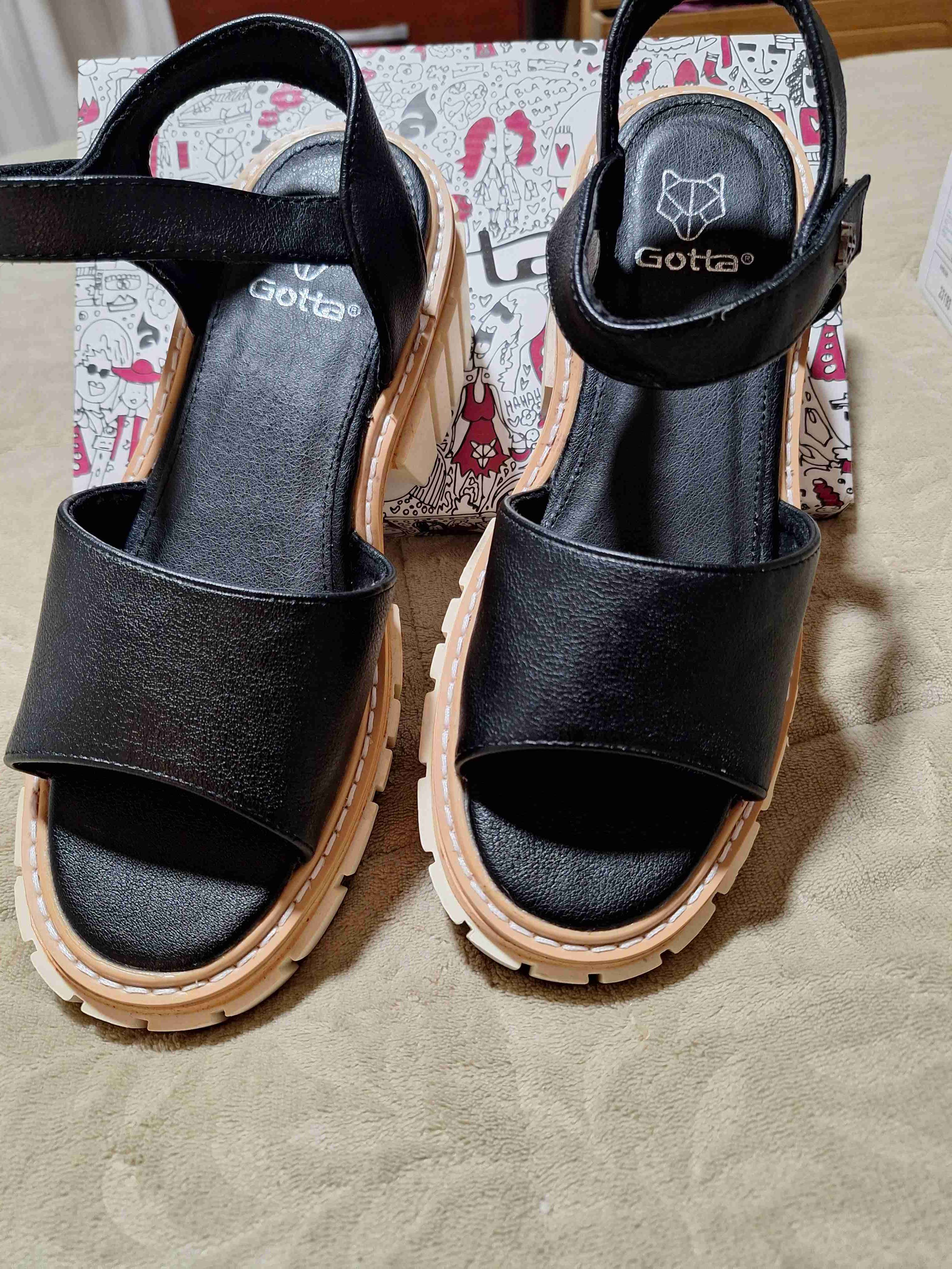 Sandalias negras con plataforma - miniatura 3