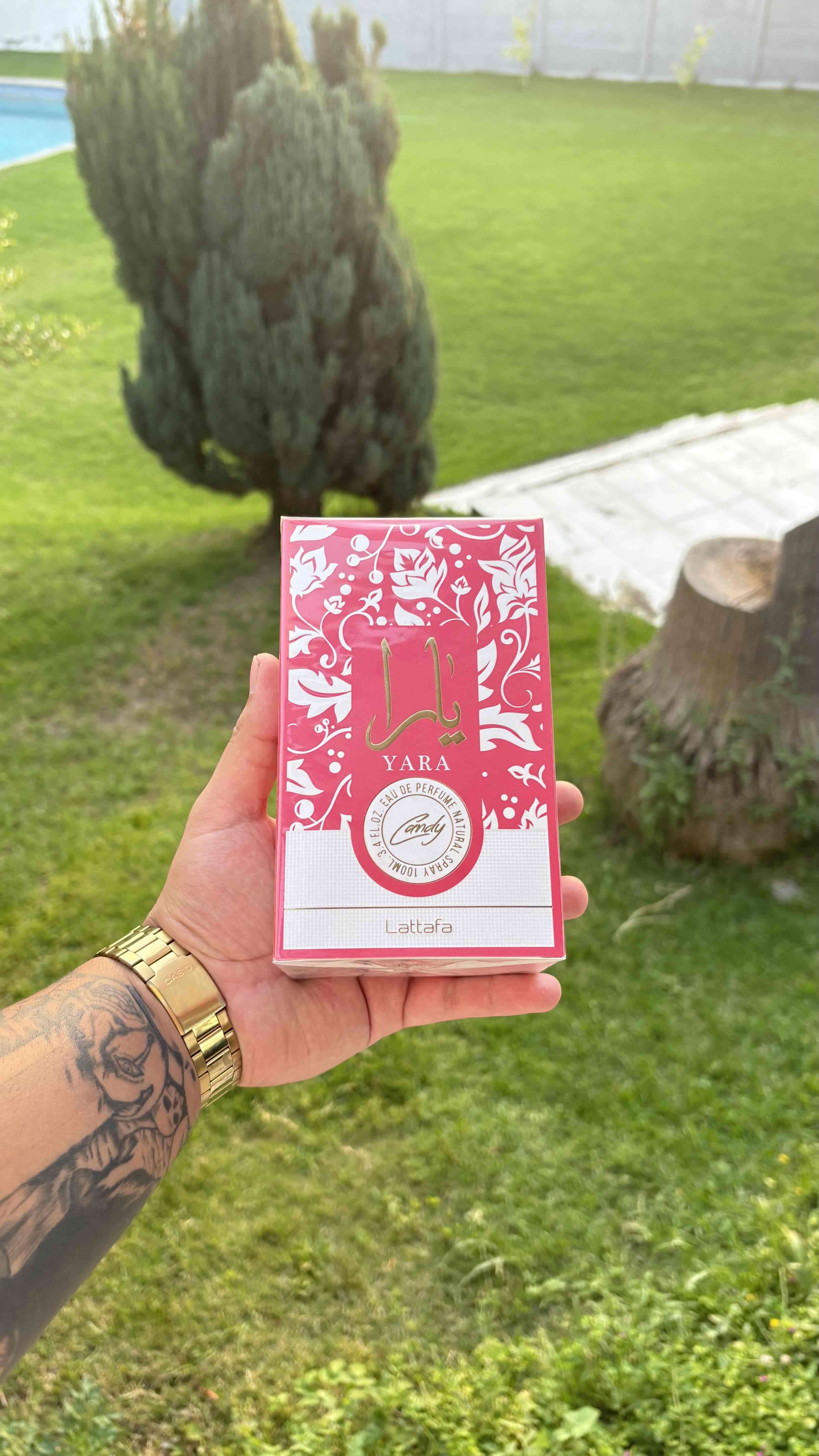 Perfume Yara Candy Lattafa Eau de Parfum - 1