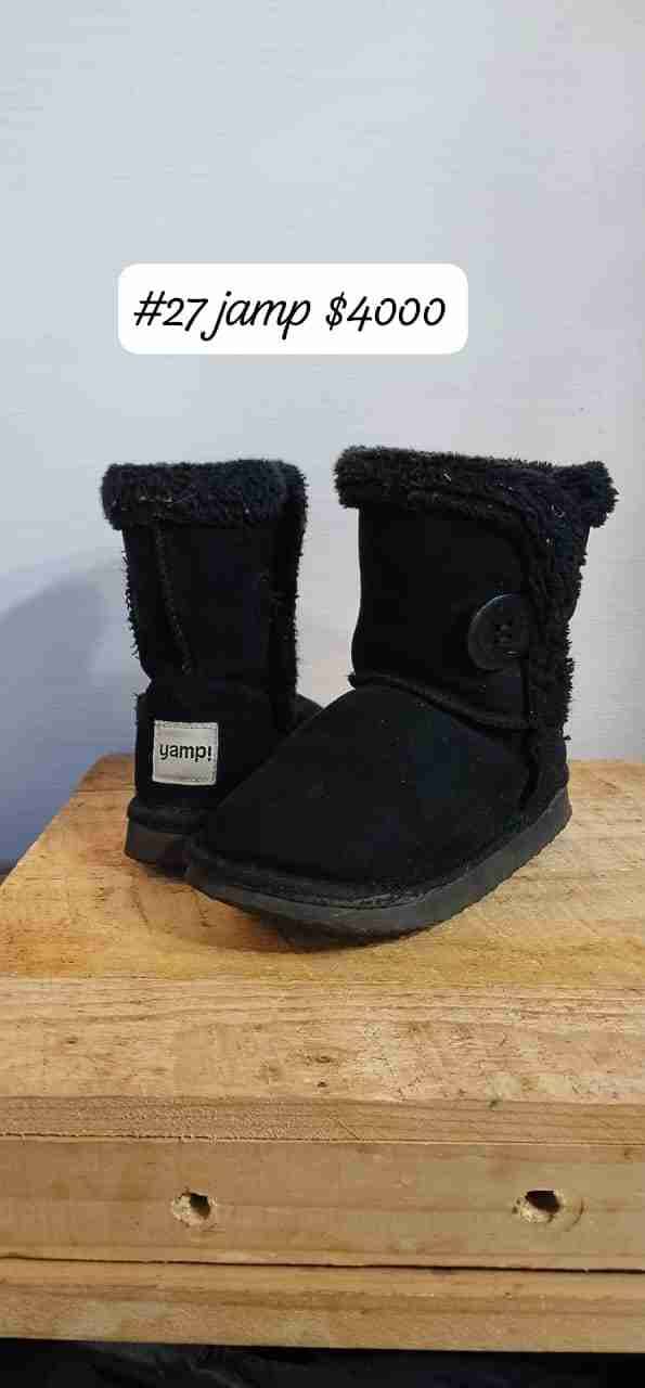 Botas de niño Yampi nuevas - 3