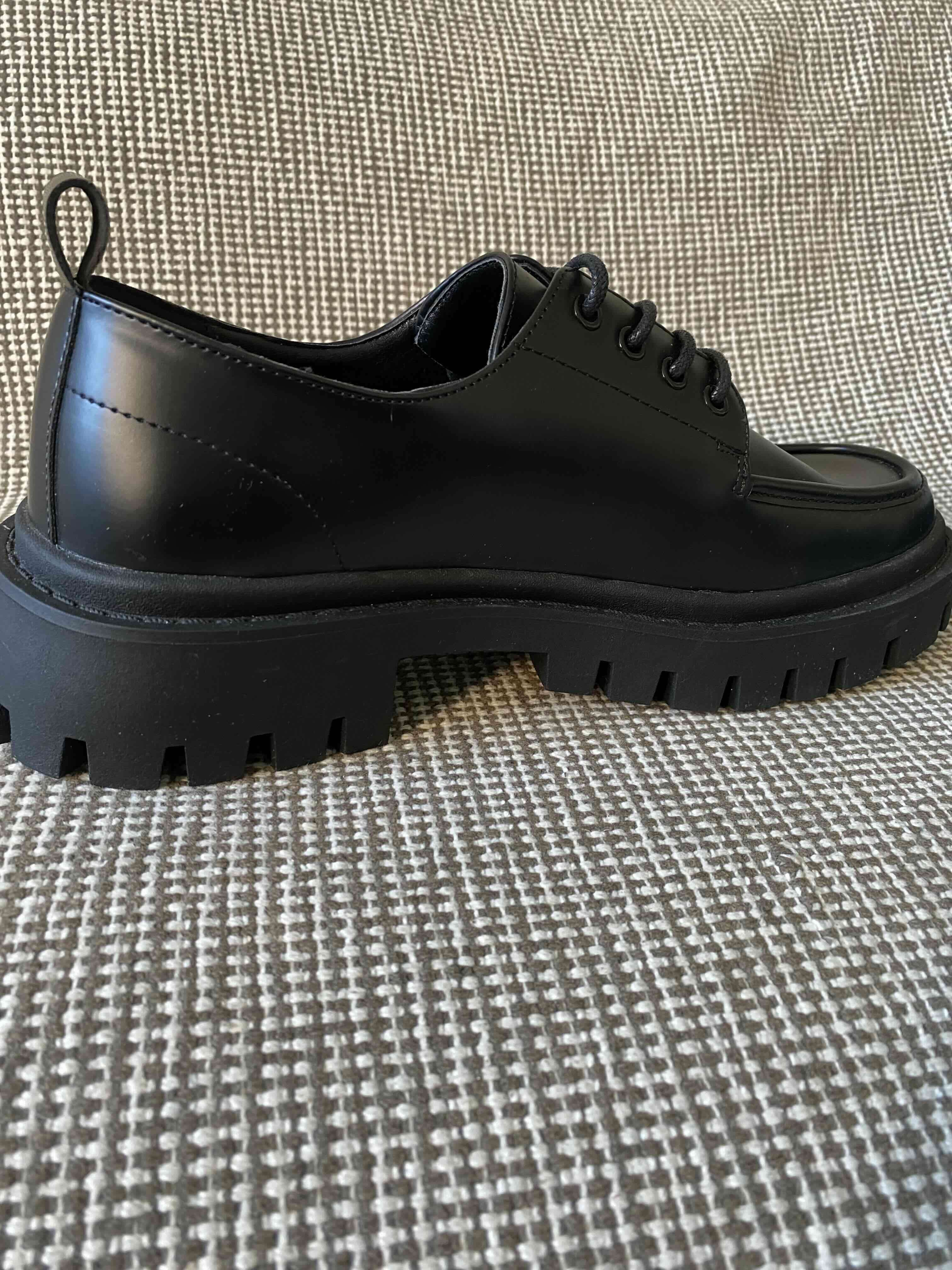 Zapatos Chunky Negros - miniatura 2