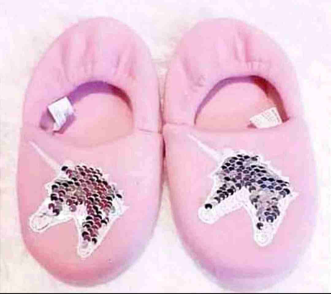 Pantuflas rosadas Hello Kitty - 3