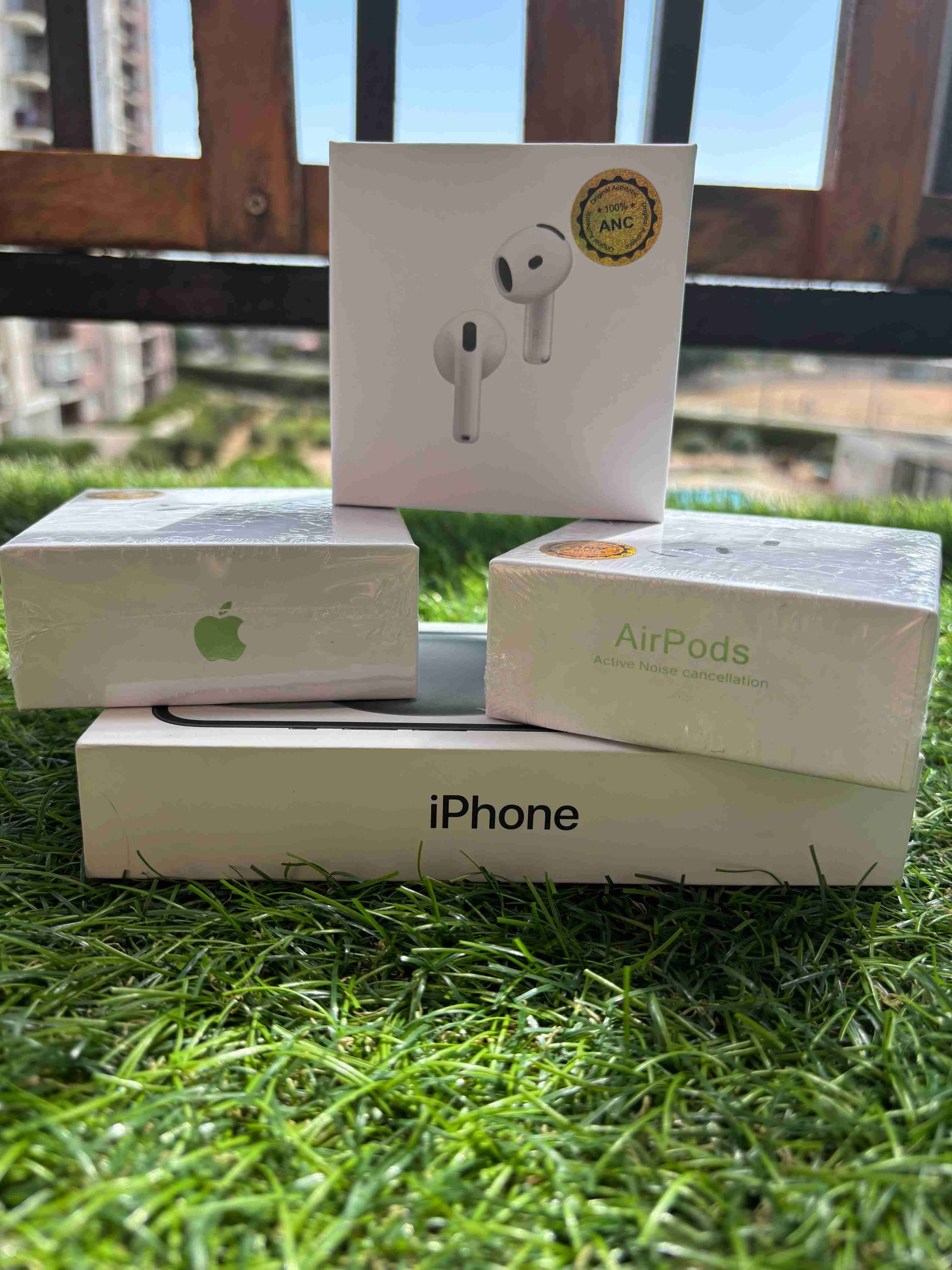 AirPods 4ta generación - 1
