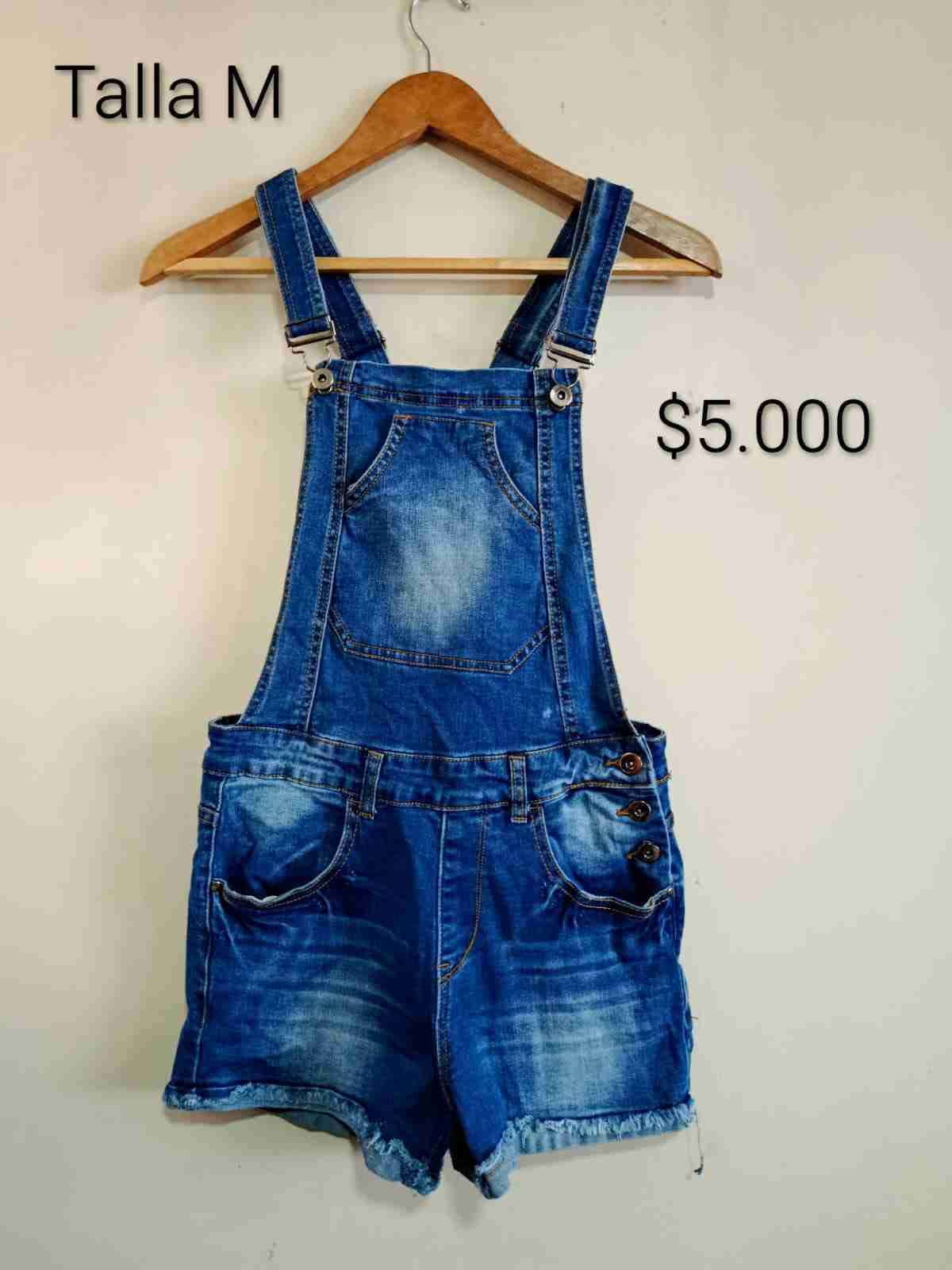 Jardinera de mezclilla talla M