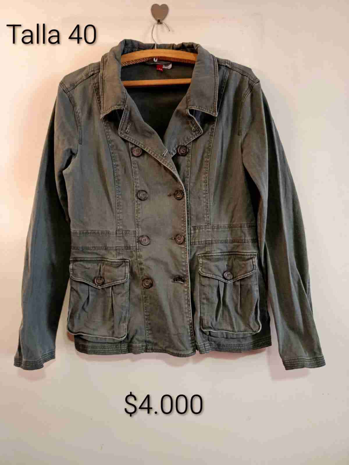 Chaqueta verde talla 40