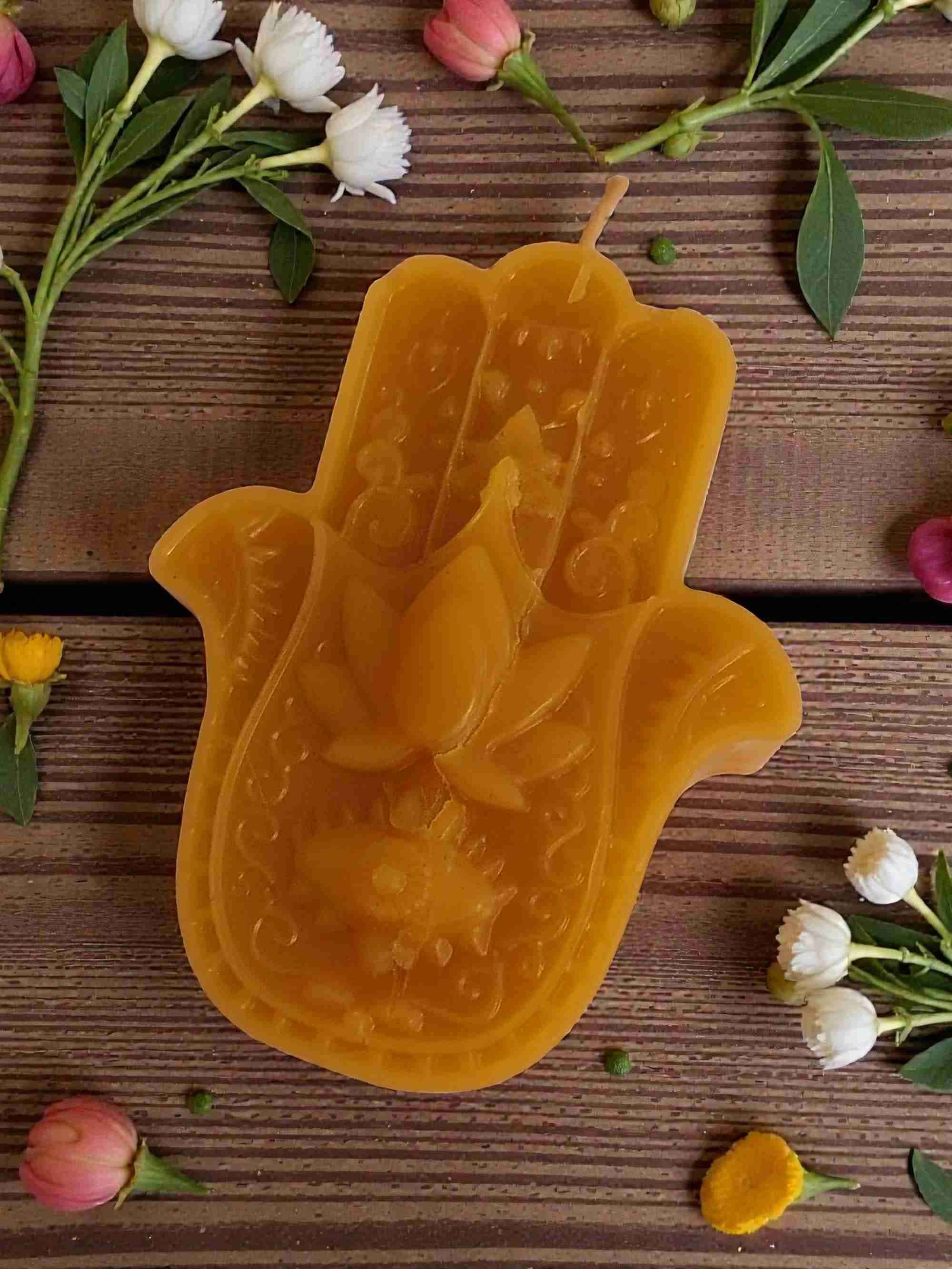 Velas Miel forma de mano de Fátima - 3