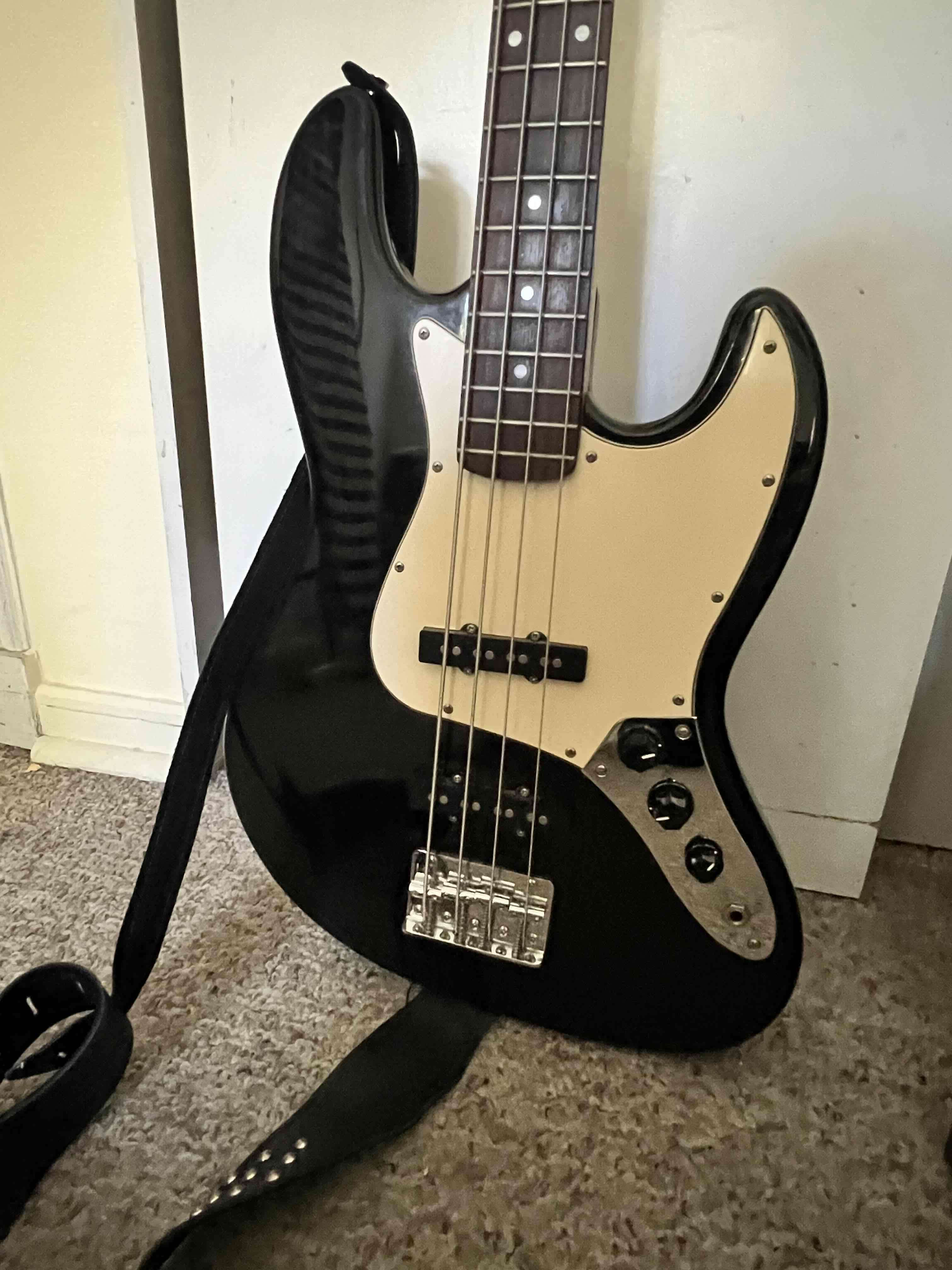 Bajo eléctrico Freeman estilo Jazz bass - miniatura 2