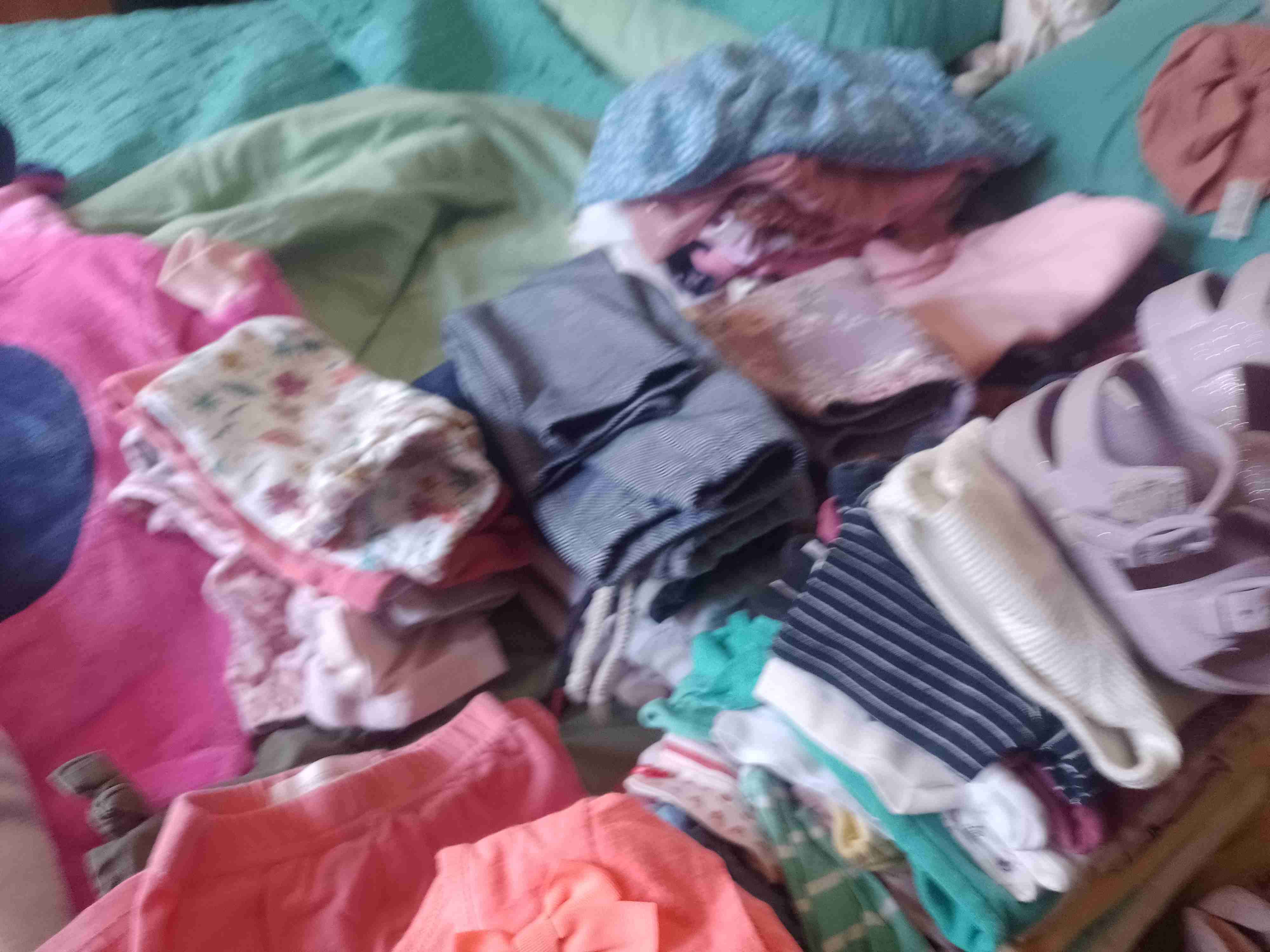 Ropa infantil variada - 2