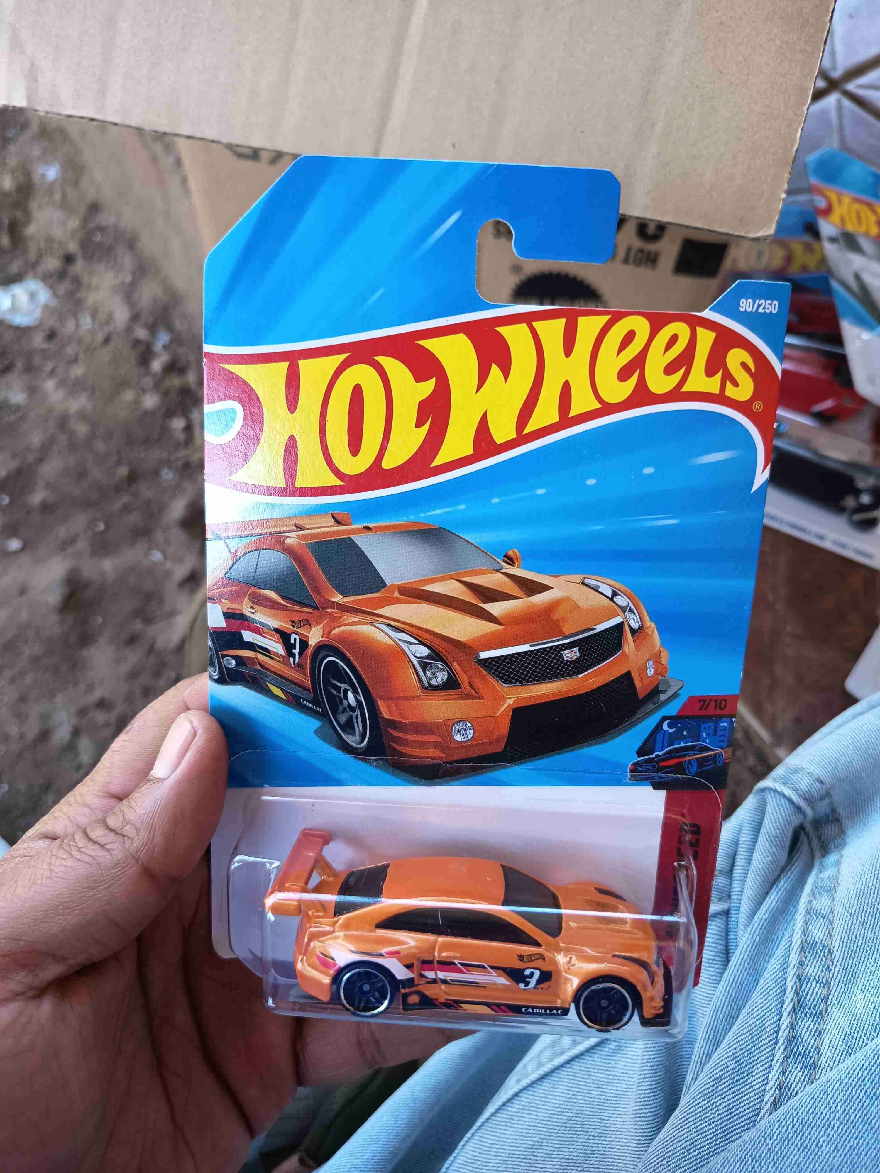 Hot Wheels Ferrari F40 Competizione - miniatura 4