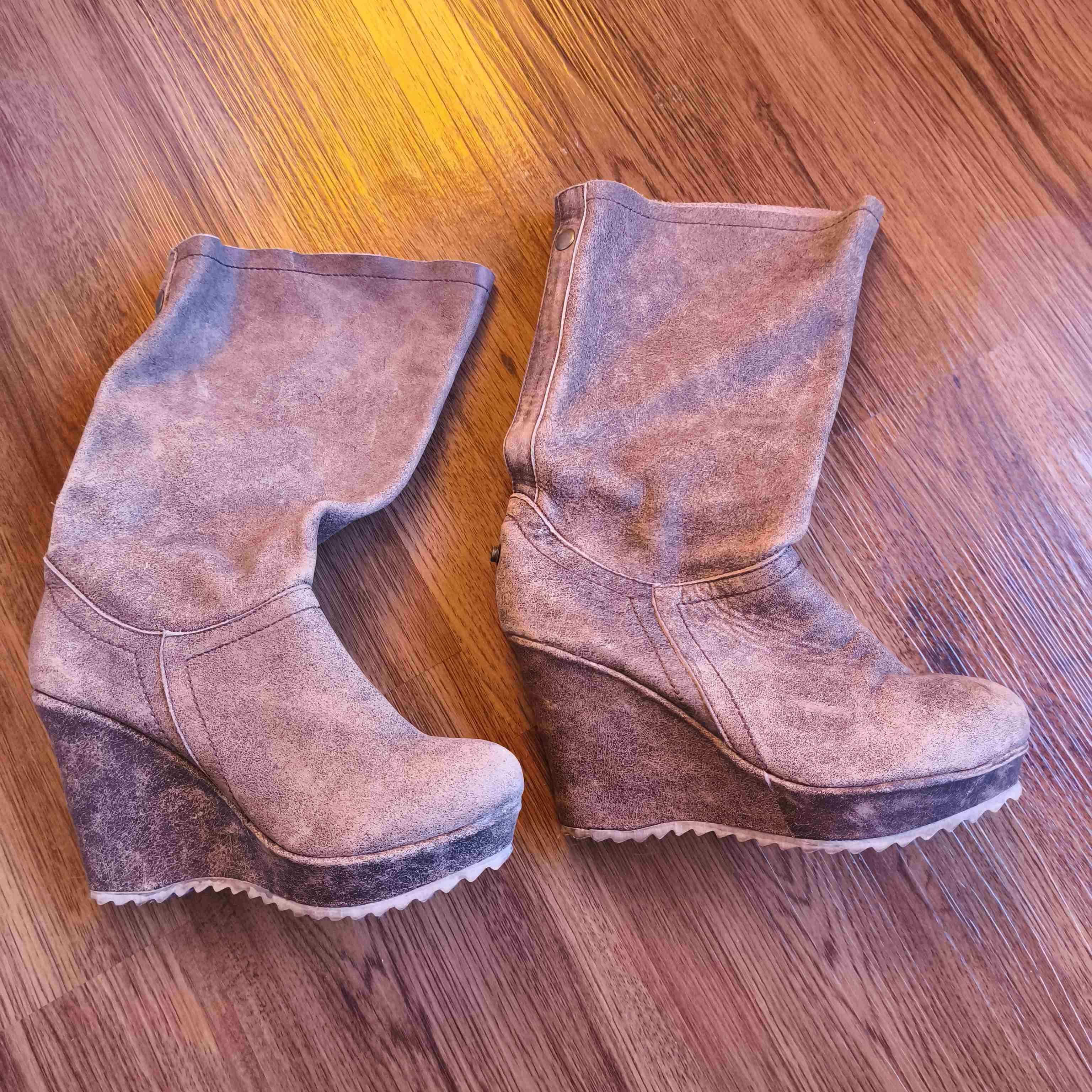 Botas de gamuza con plataforma - 5