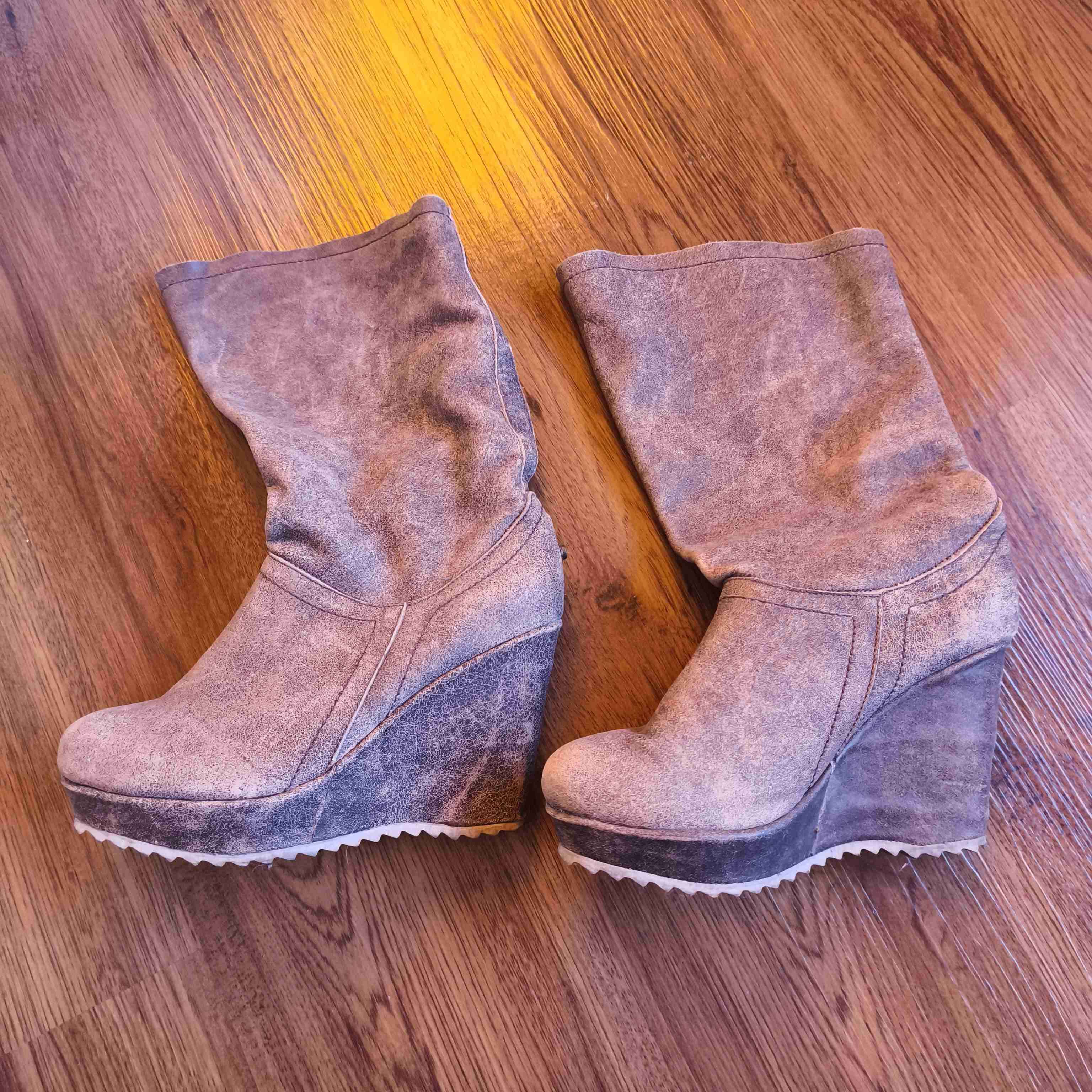 Botas de gamuza con plataforma - 6