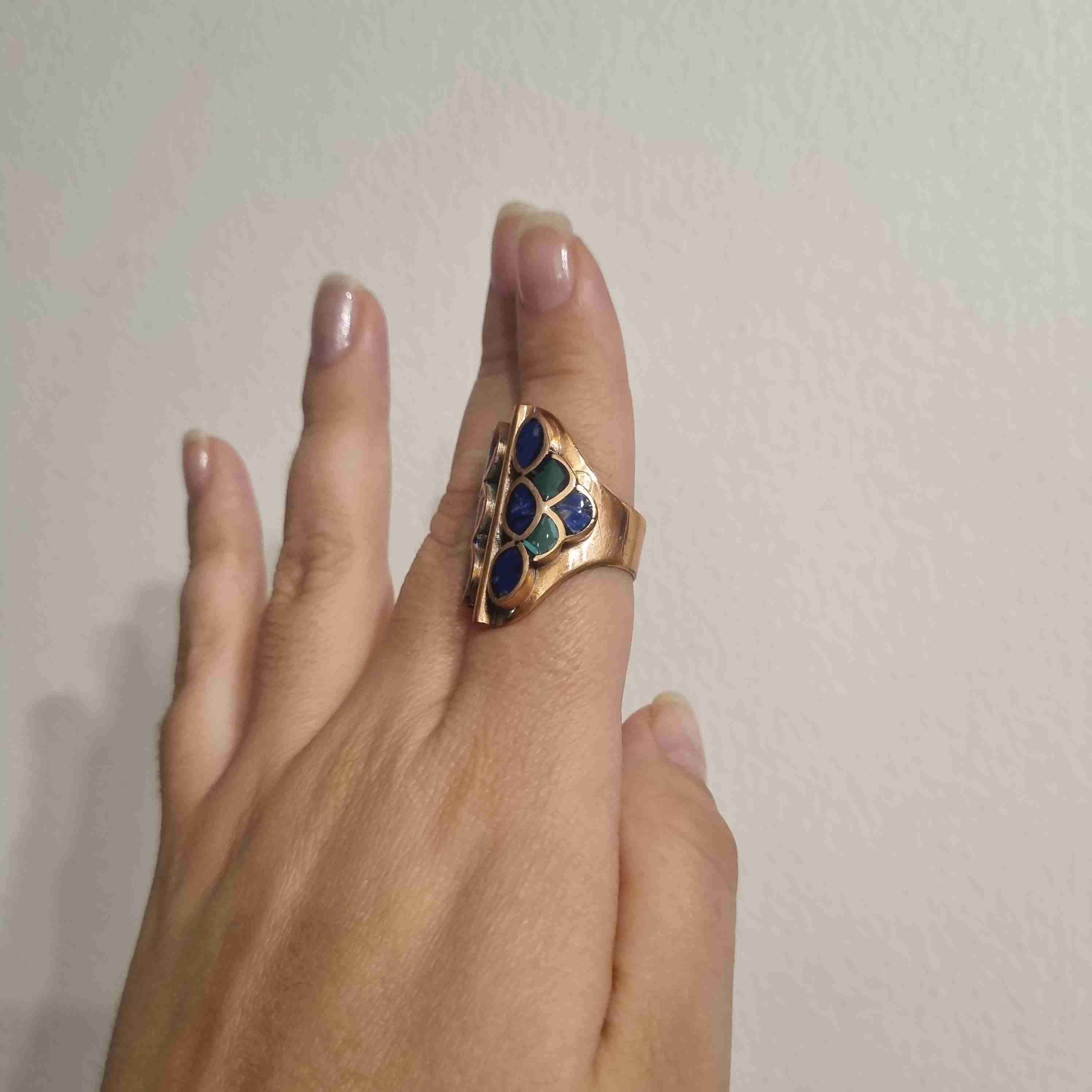 Anillo de cobre con piedras - miniatura 3