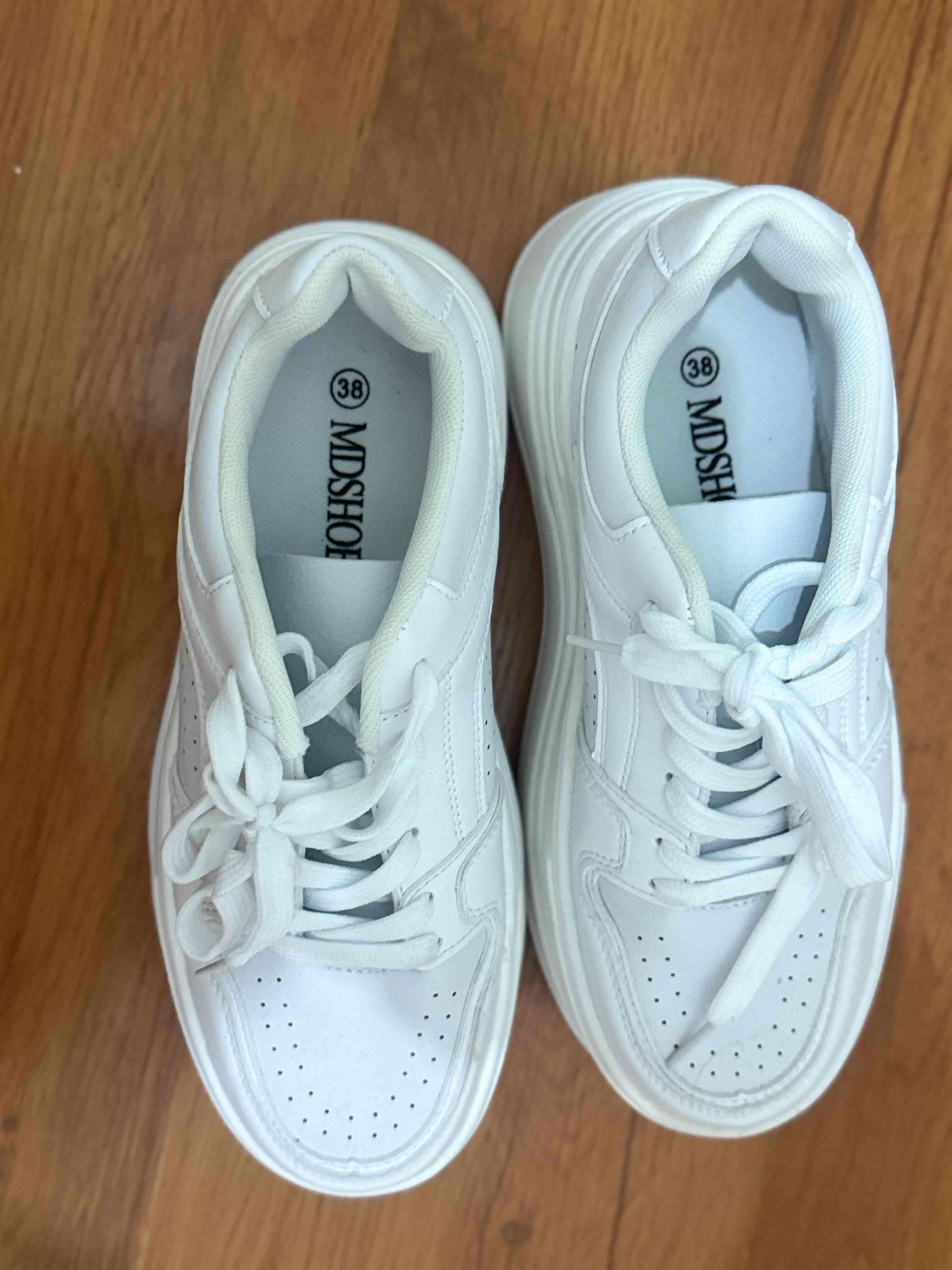 Zapatillas blancas MD Shoes - miniatura 1