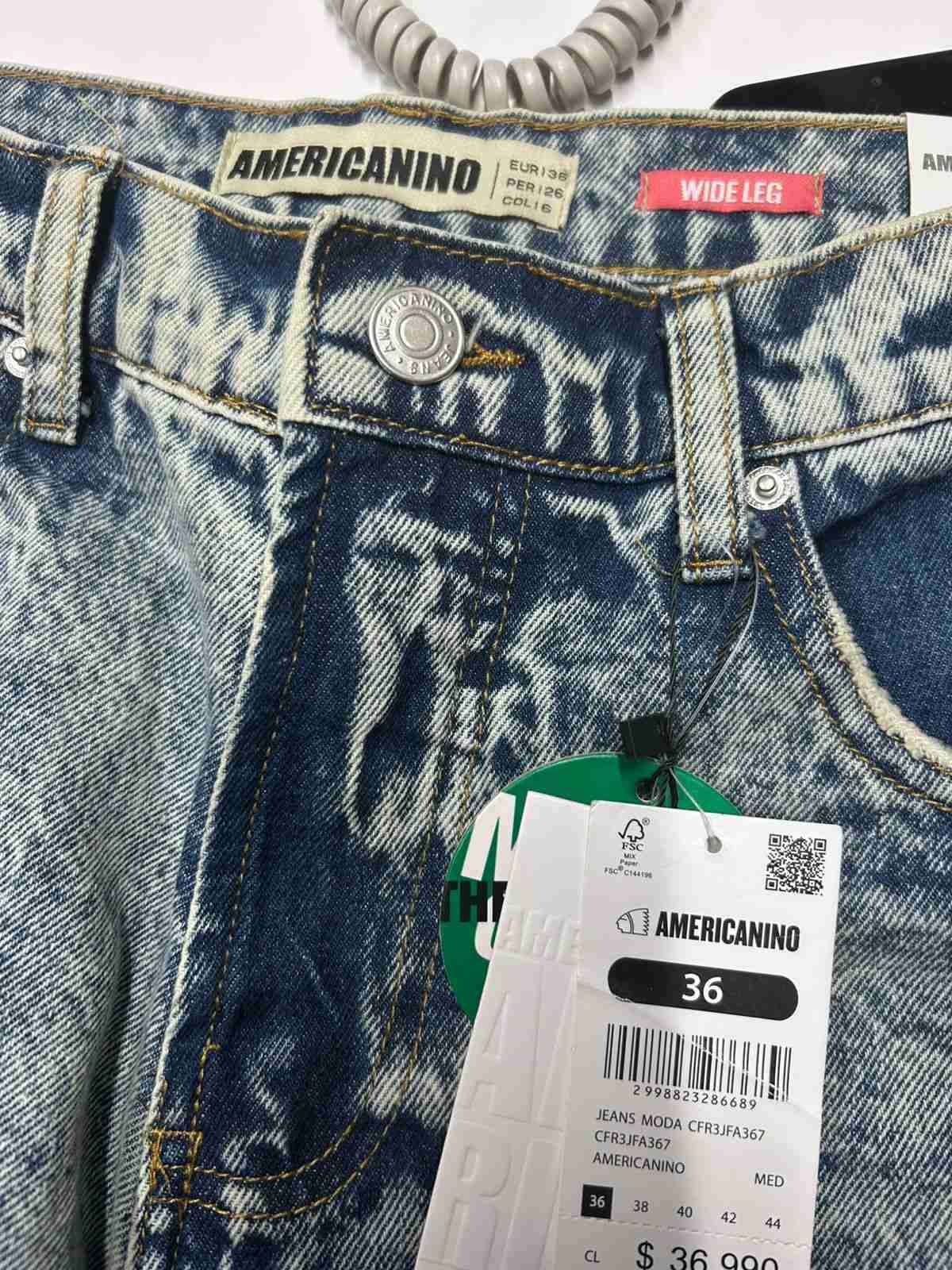 Jeans anchos con etiquetas - miniatura 2