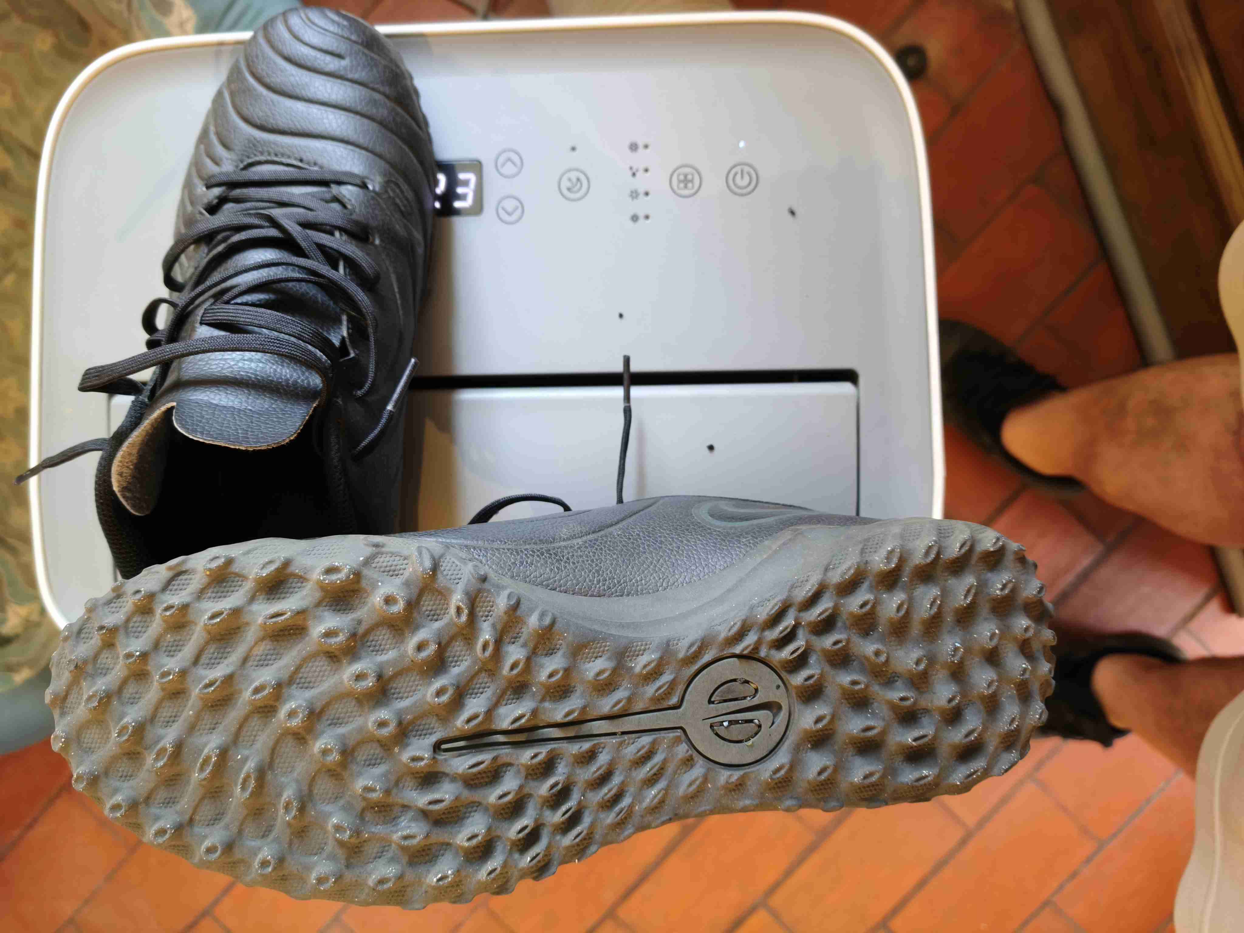 Zapatillas de fútbol negros - miniatura 3