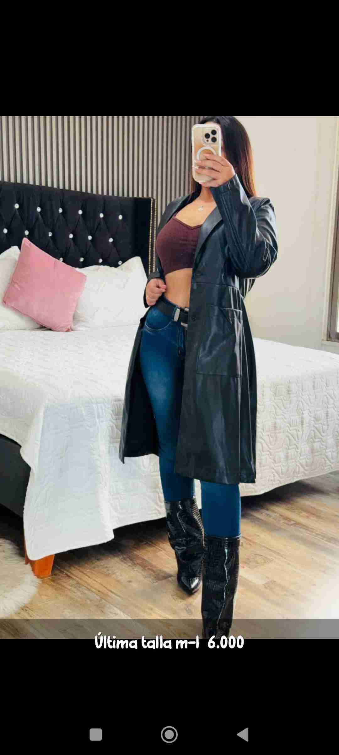 Abrigo negro elegante - 3