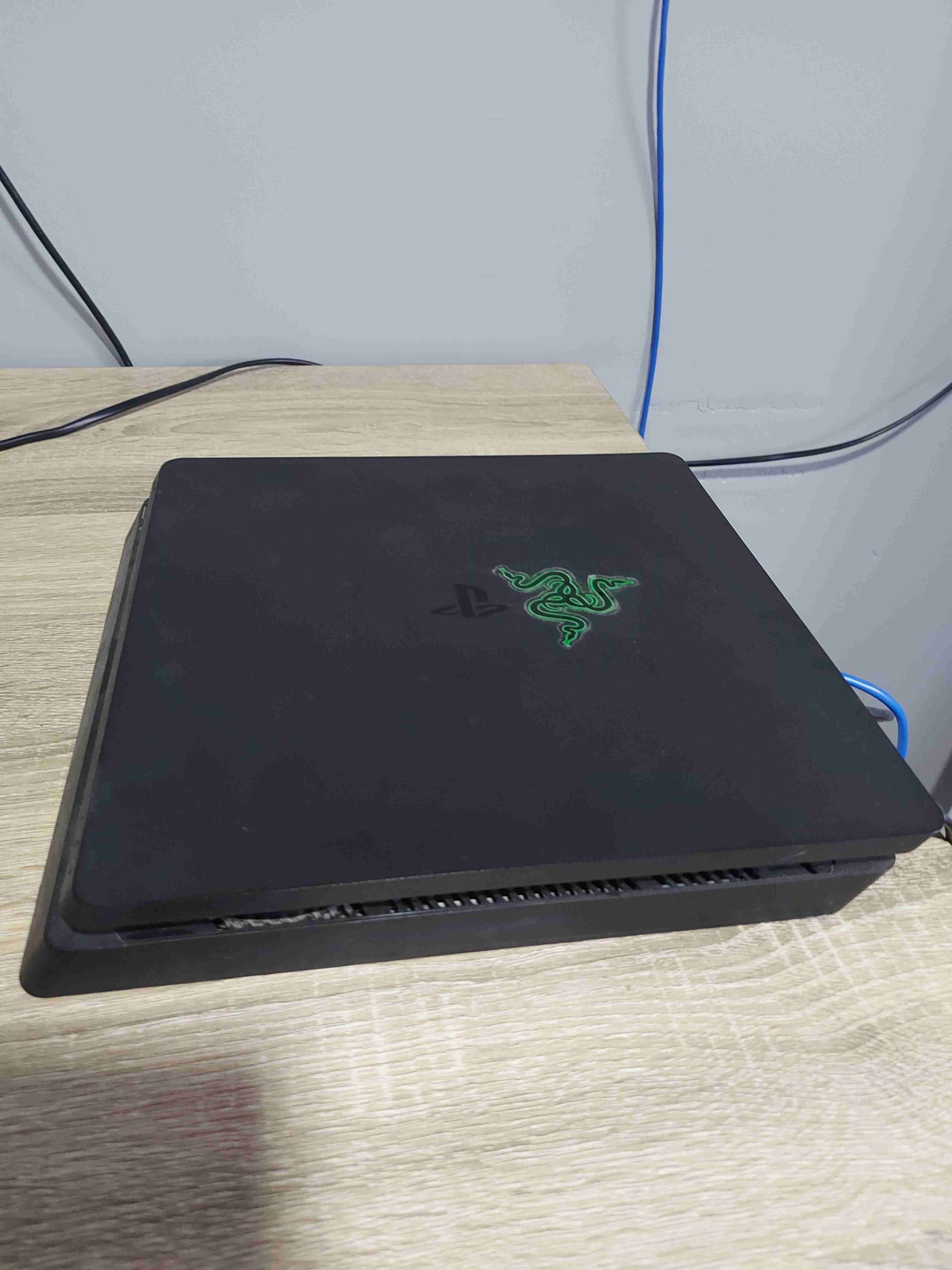 Vendo ps4 conversable - miniatura 2