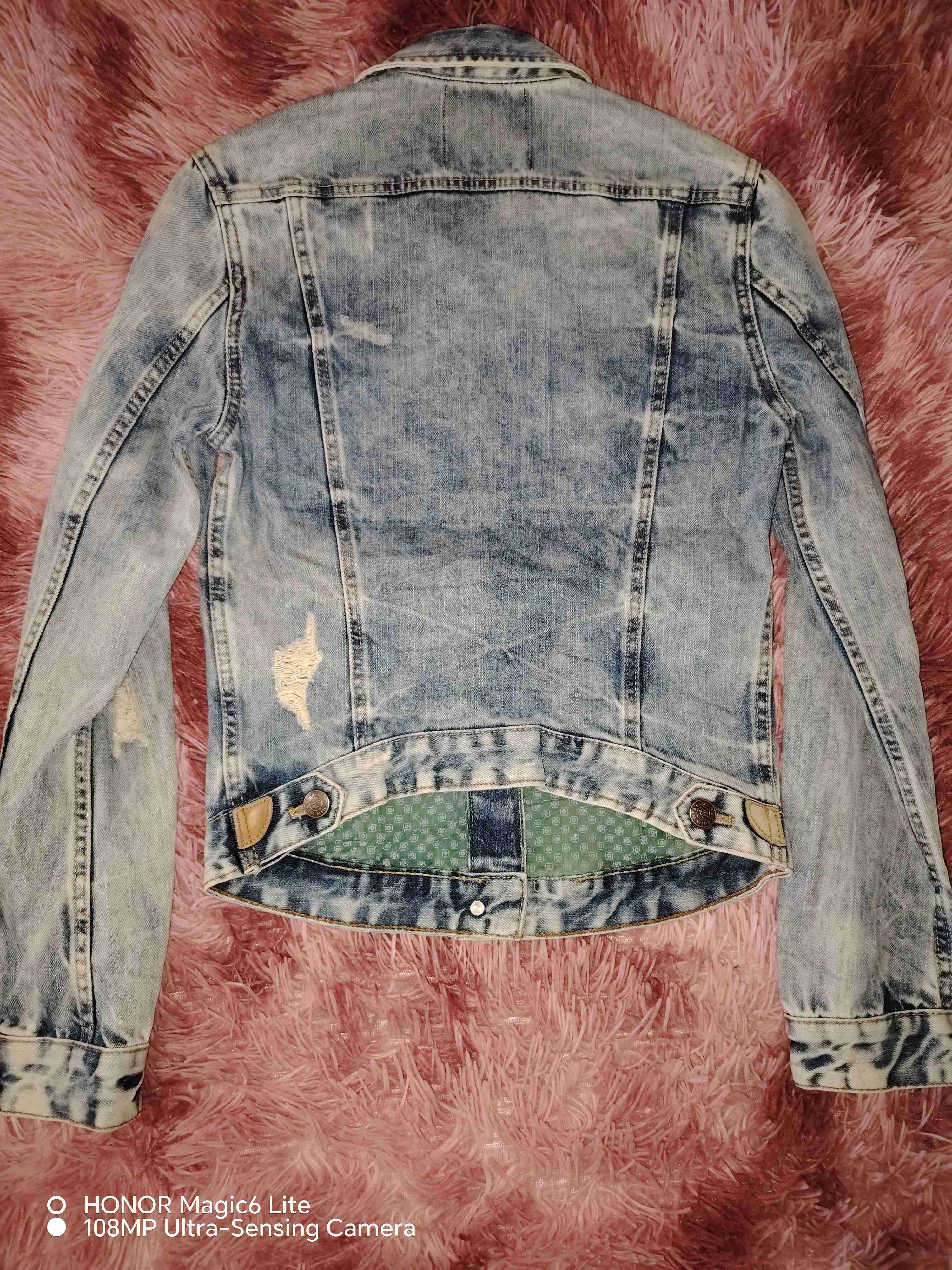 Chaqueta de mezclilla desgastada - 2