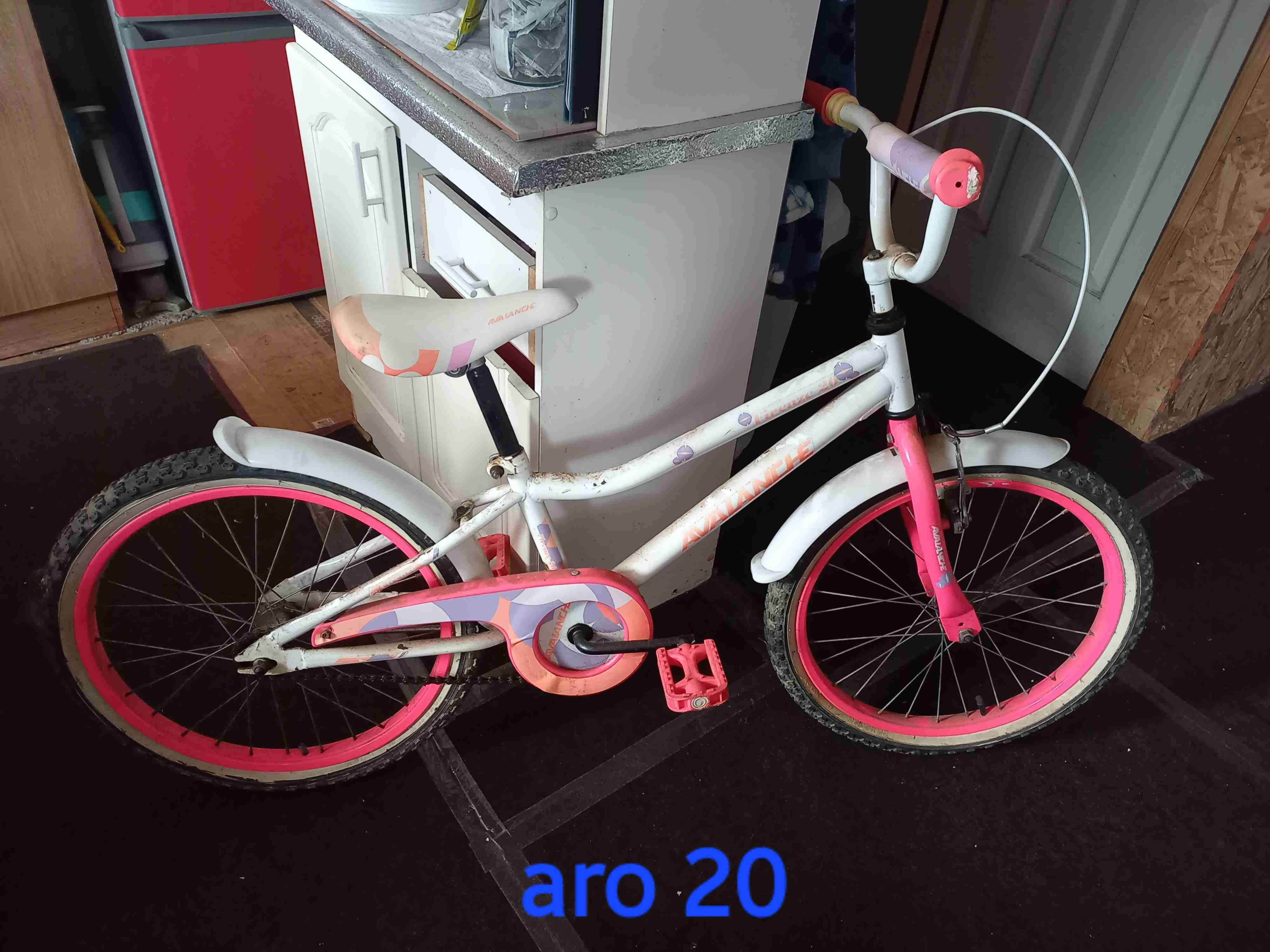 Bicicleta infantil rosa aro 20
