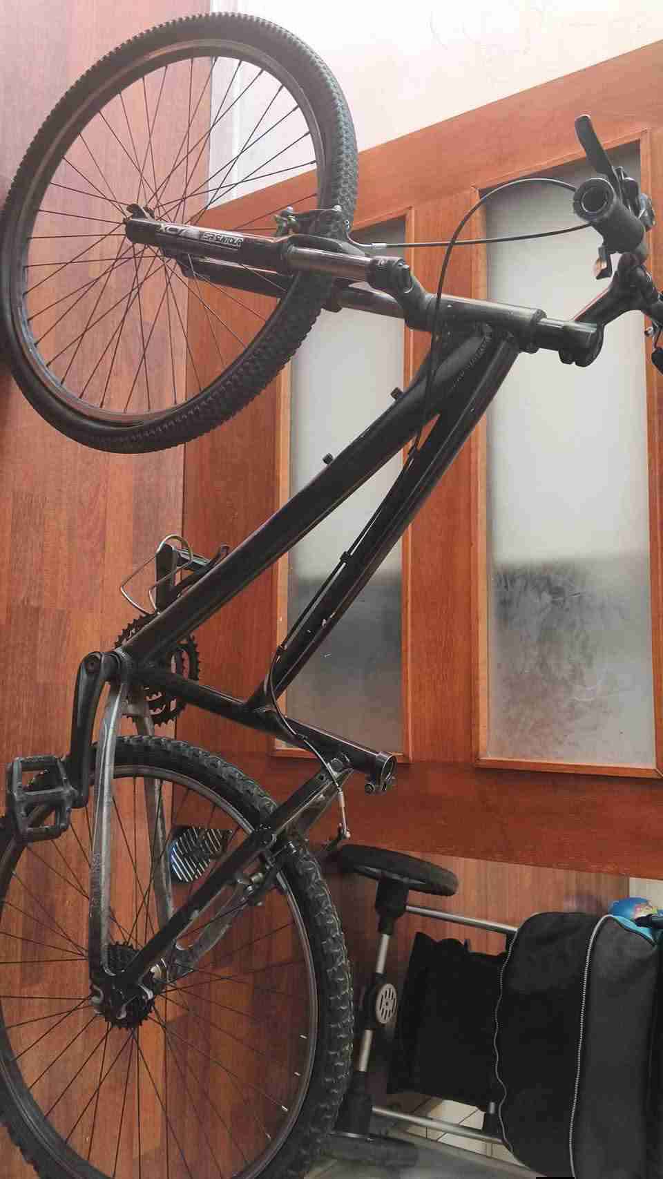 Bicicleta MTB con suspensión - miniatura 4