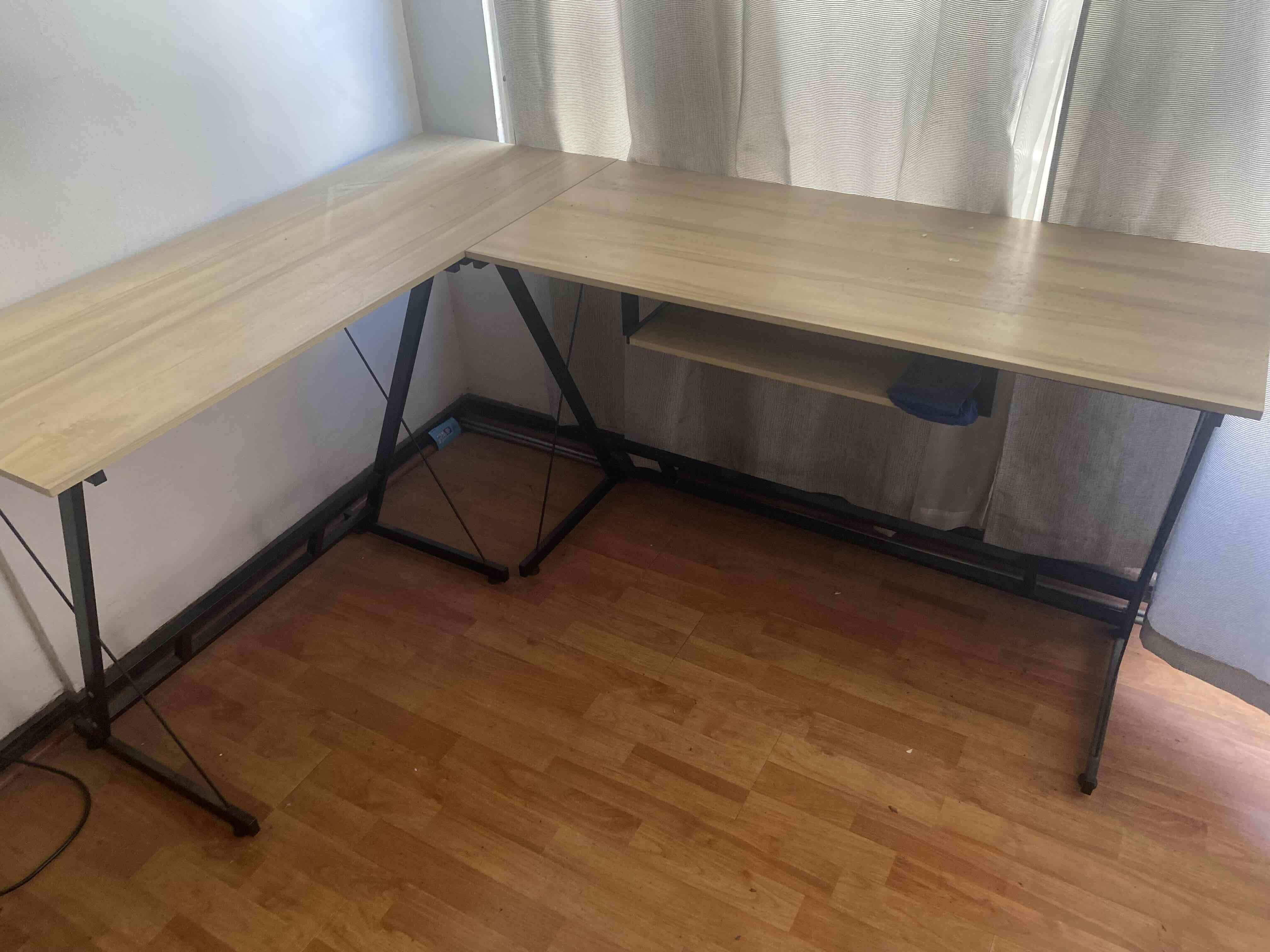 Escritorio esquinero en L