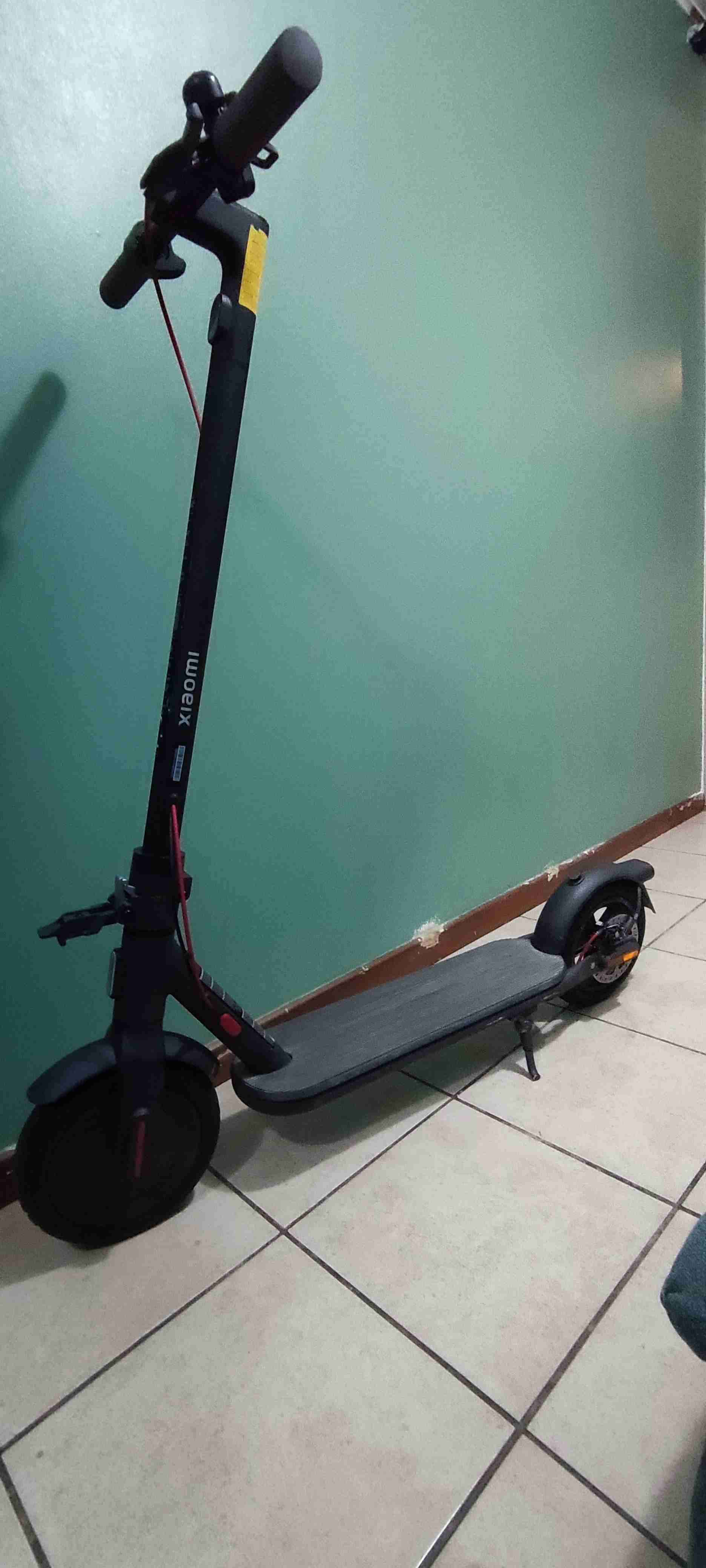 Scooter eléctrico Xiaomi 4 EU negro - miniatura 1