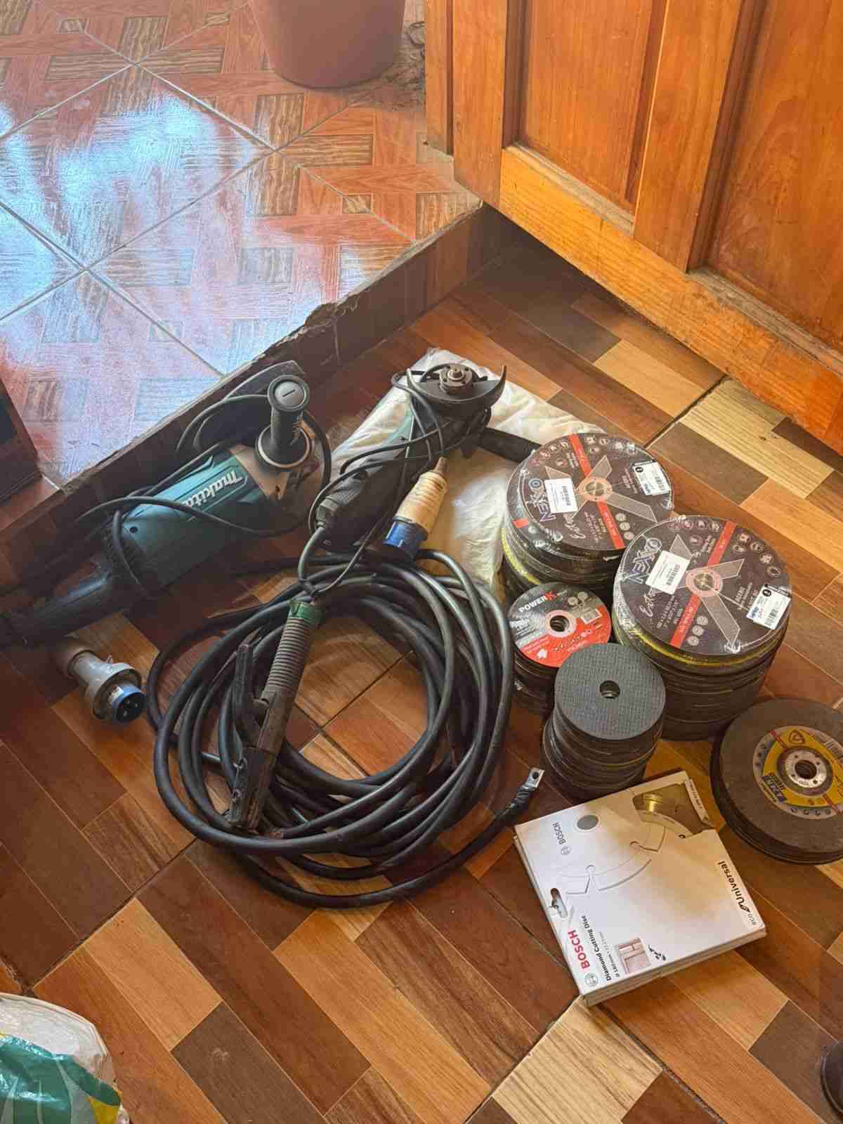 Set de herramientas eléctricas - miniatura 1