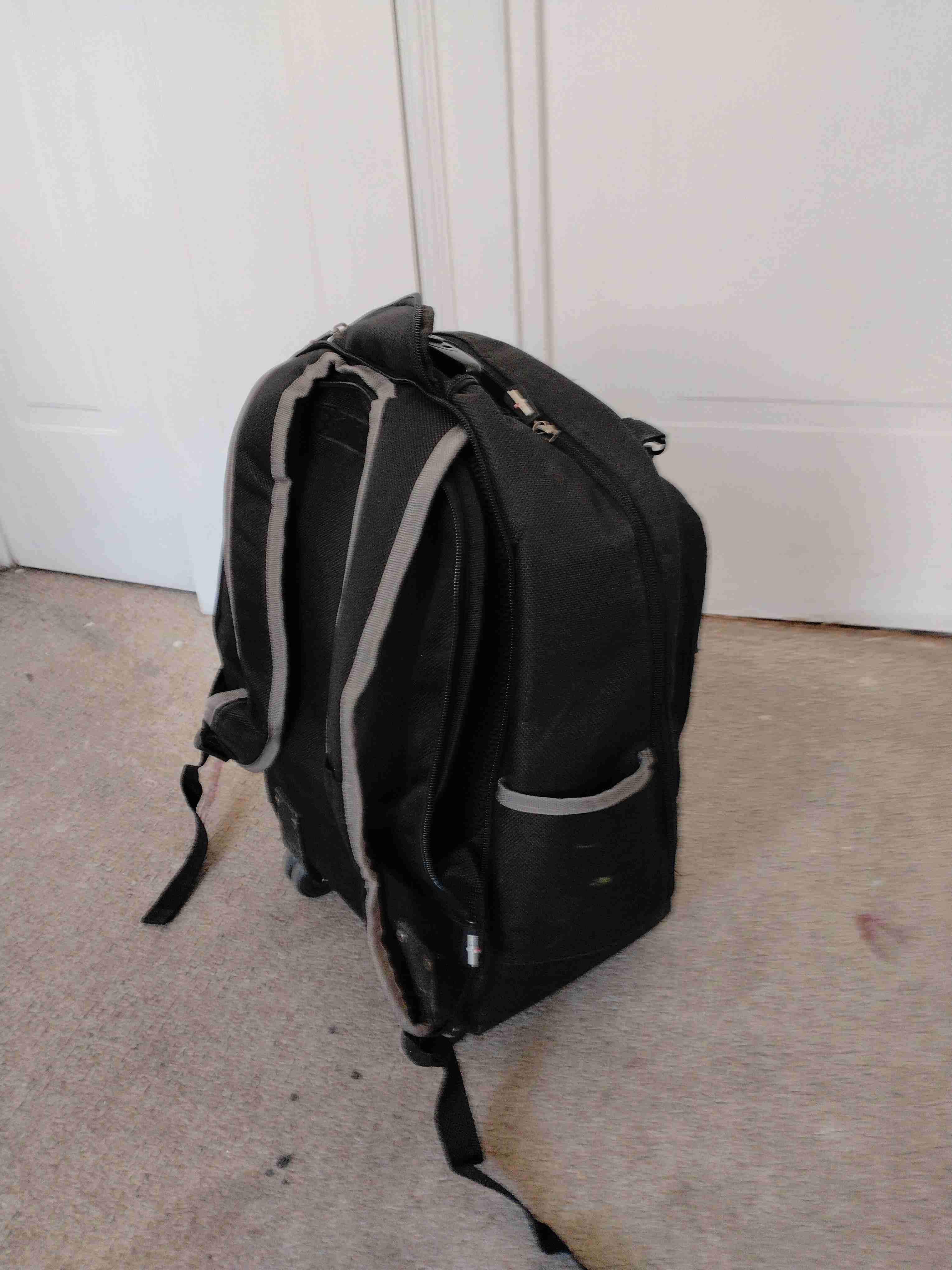 Mochila negra Ubermann - miniatura 4