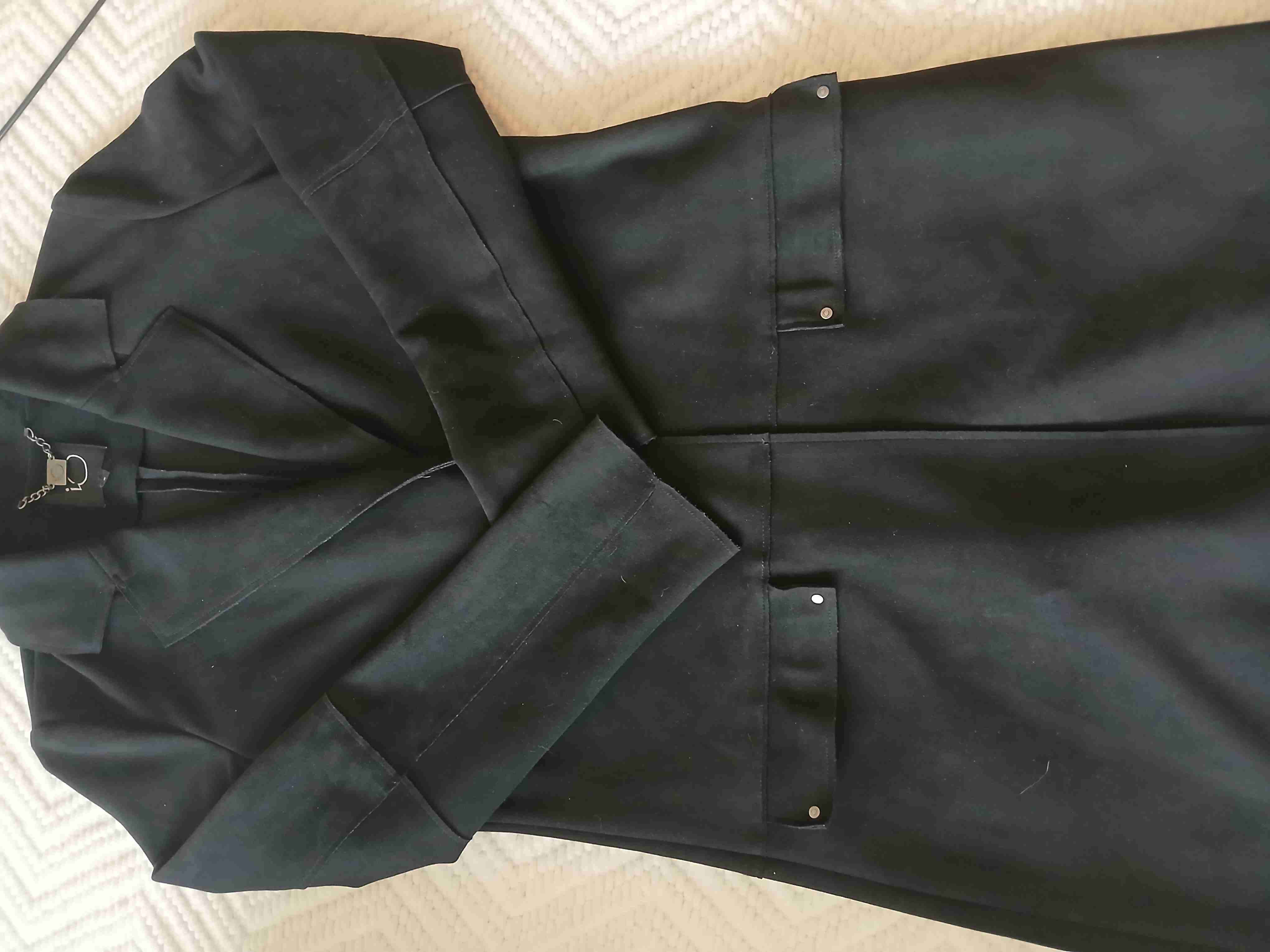 Abrigo negro elegante - 3