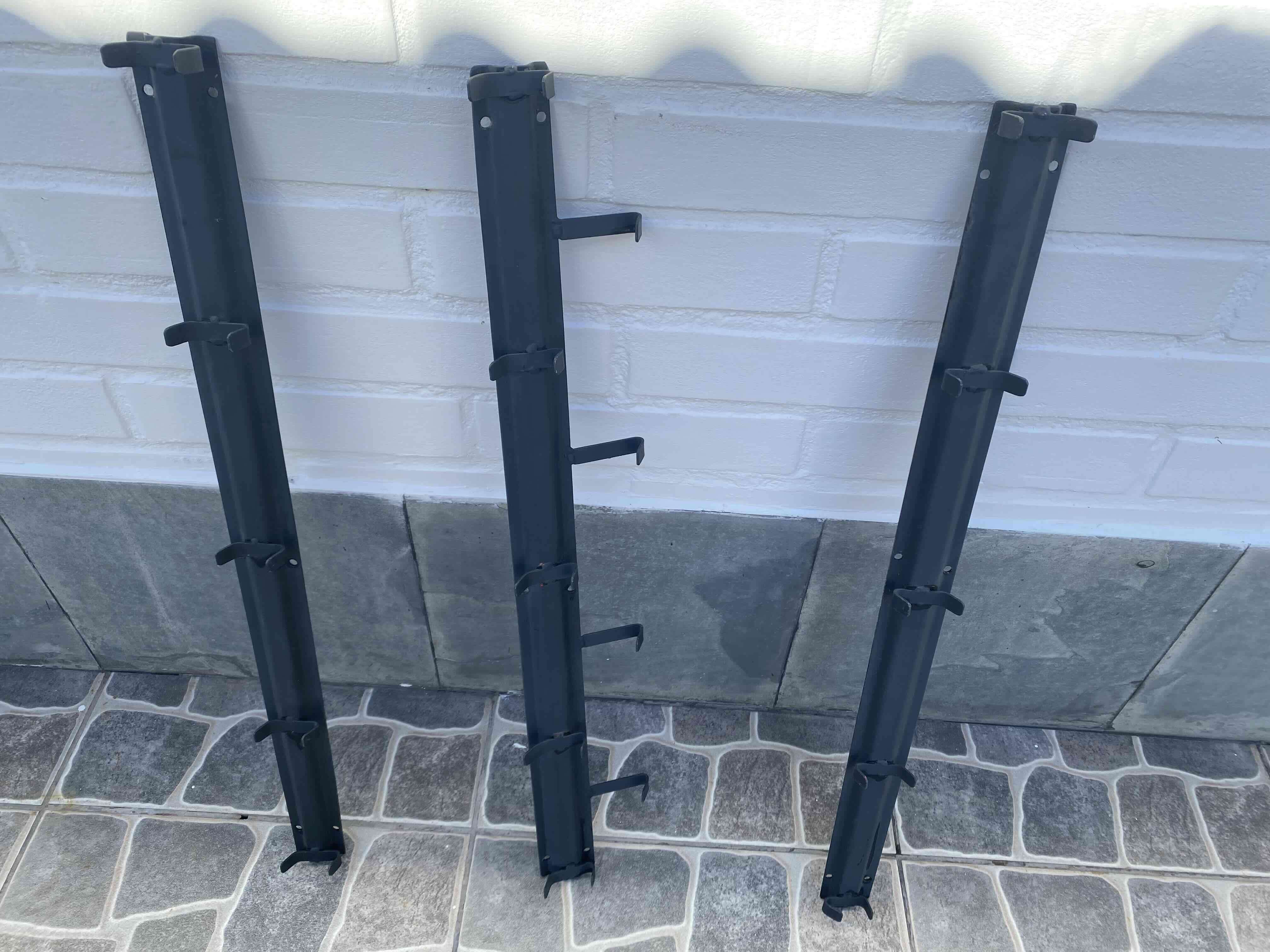 Soportes de pared de metal - 1