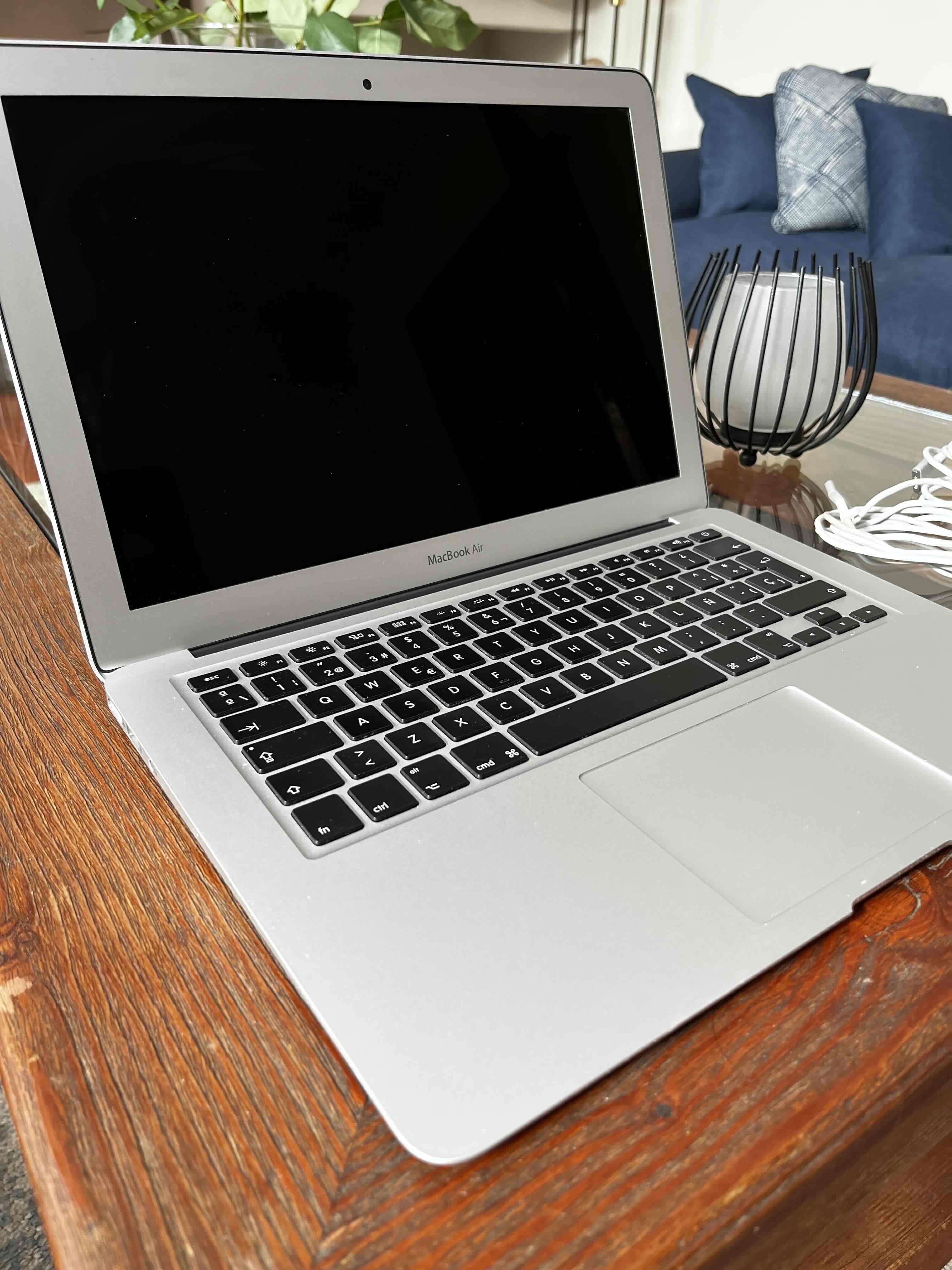 MacBook Air Mid 2017 - miniatura 2